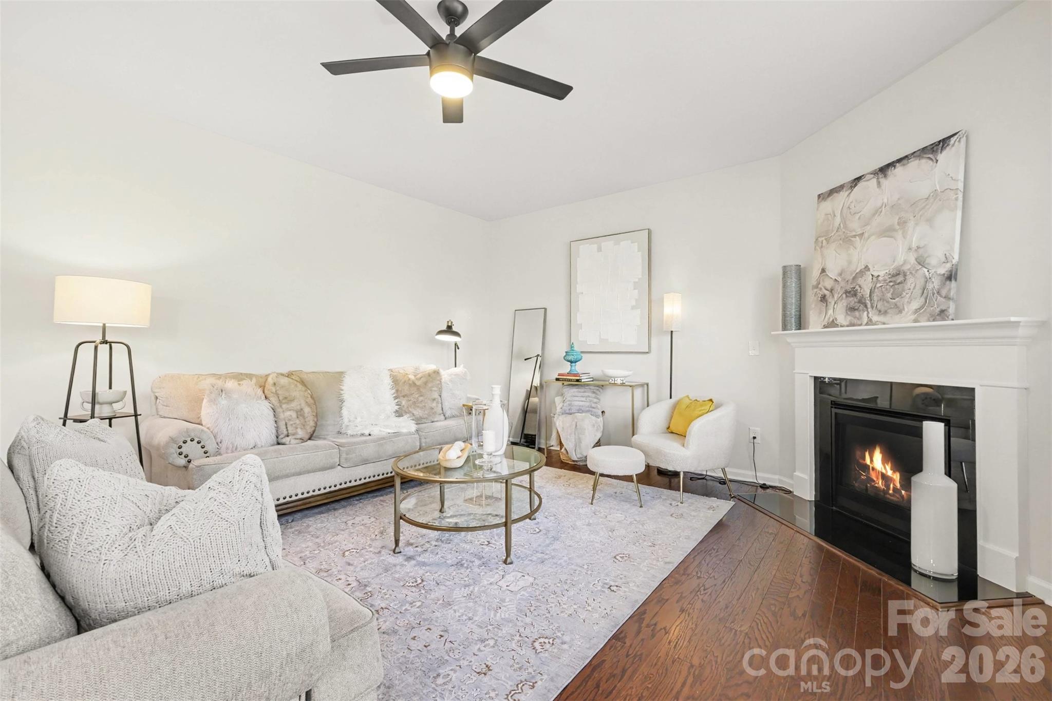 16823 Cozy Cove Road — Charlotte