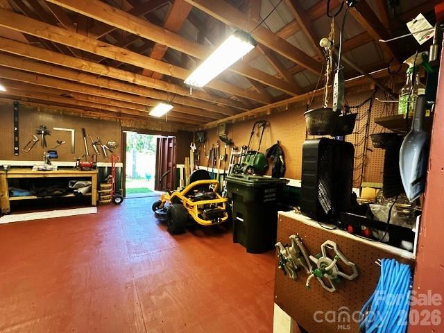 45 Reedy Creek Court — Hendersonville