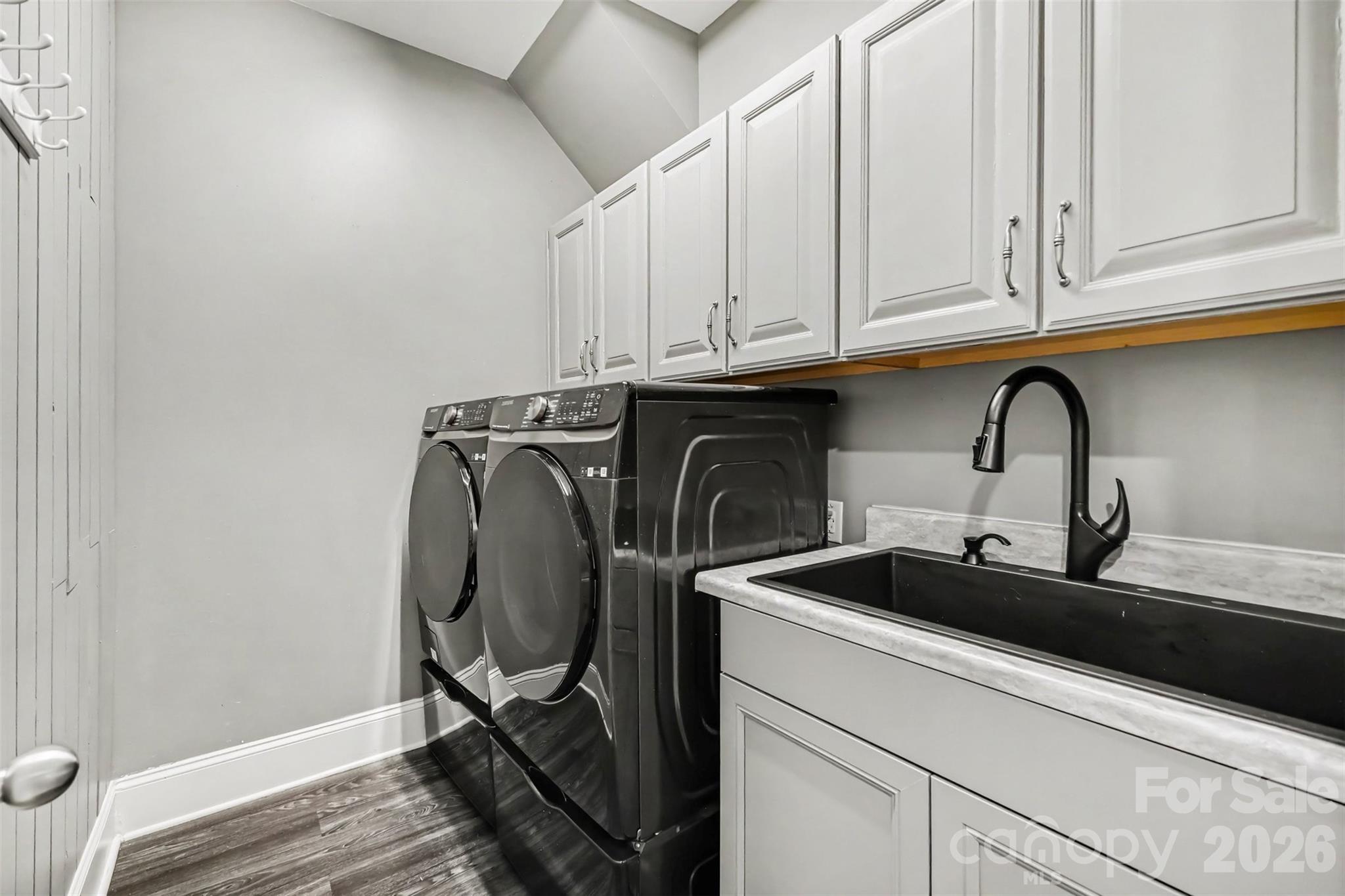 11242 Wheat Ridge Road — Charlotte