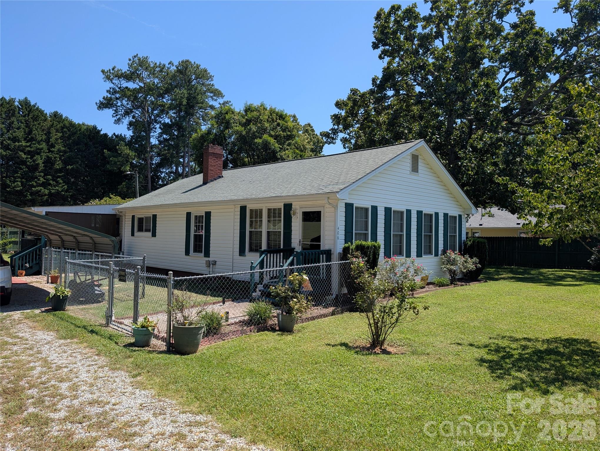 406 N Kimmons Street N — Landis