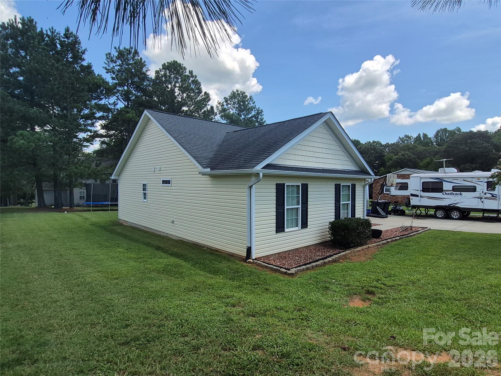 1637 Riverview Road — Lincolnton