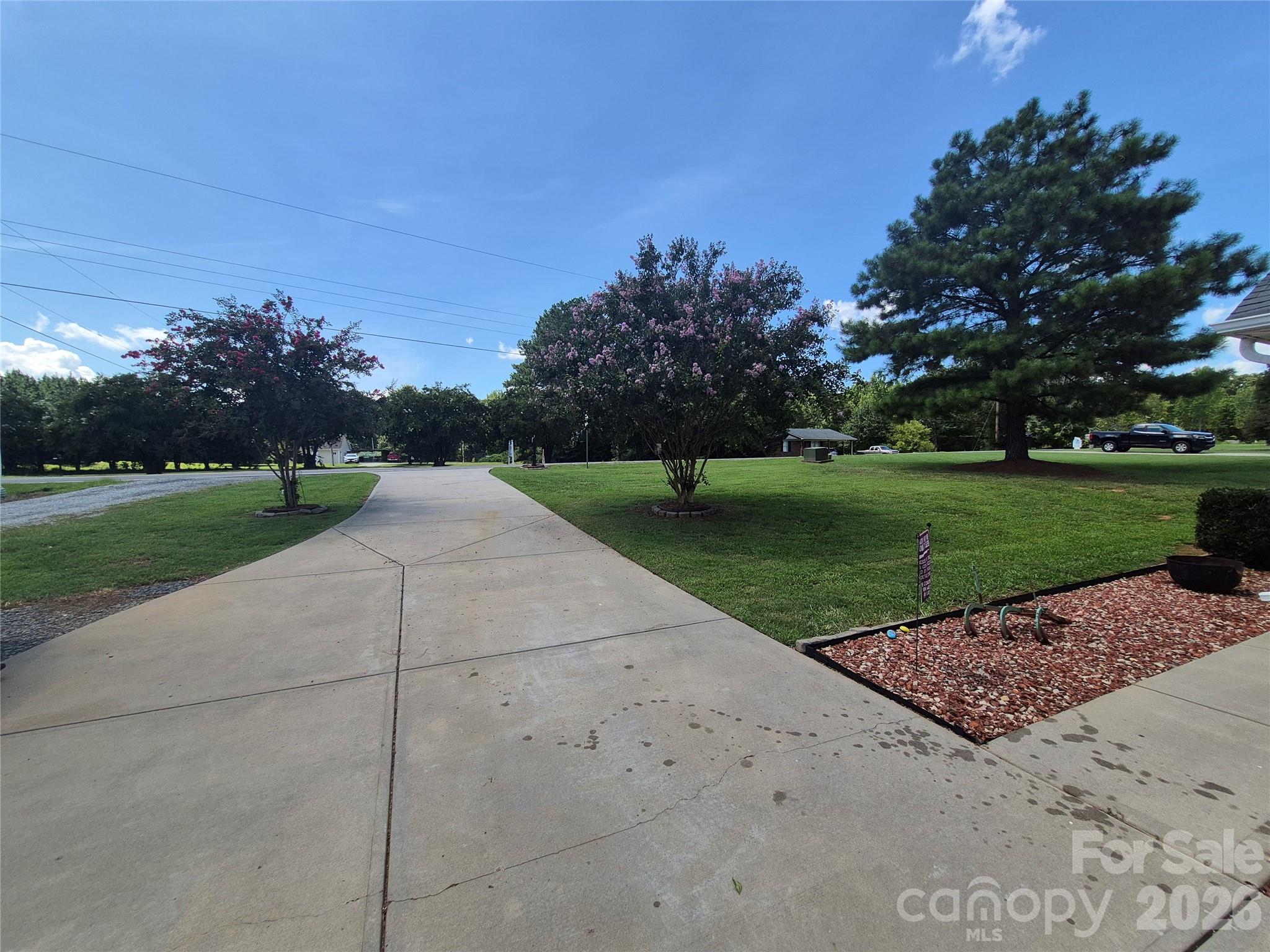 1637 Riverview Road — Lincolnton