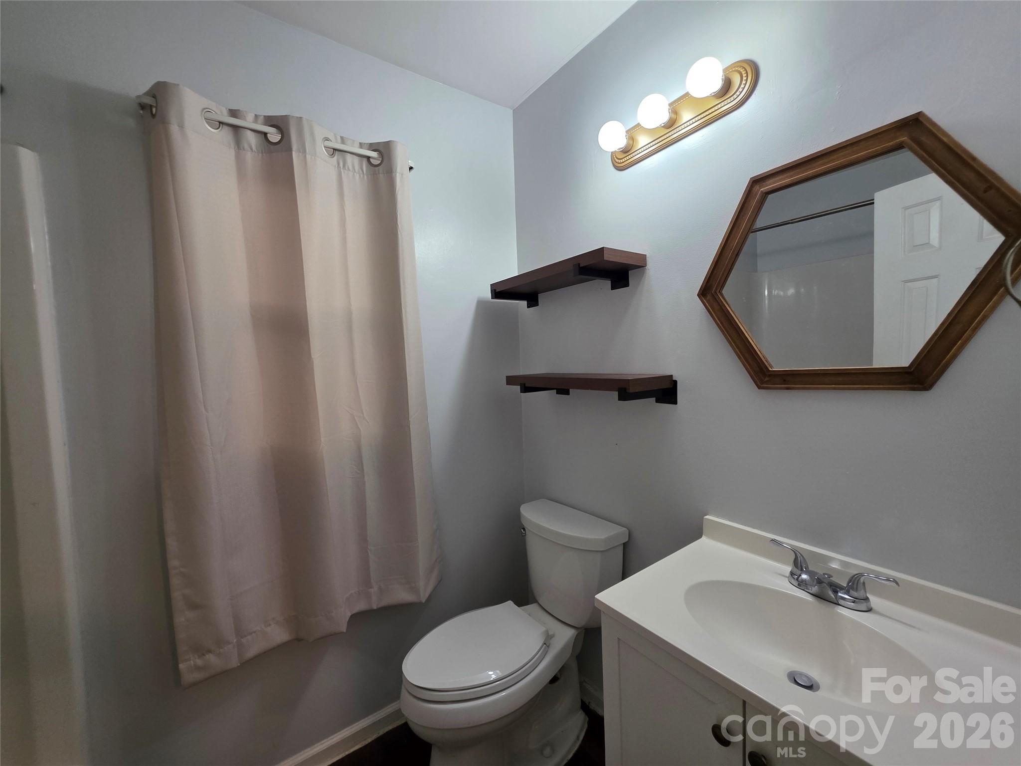 221 Auten Circle — Mount Holly