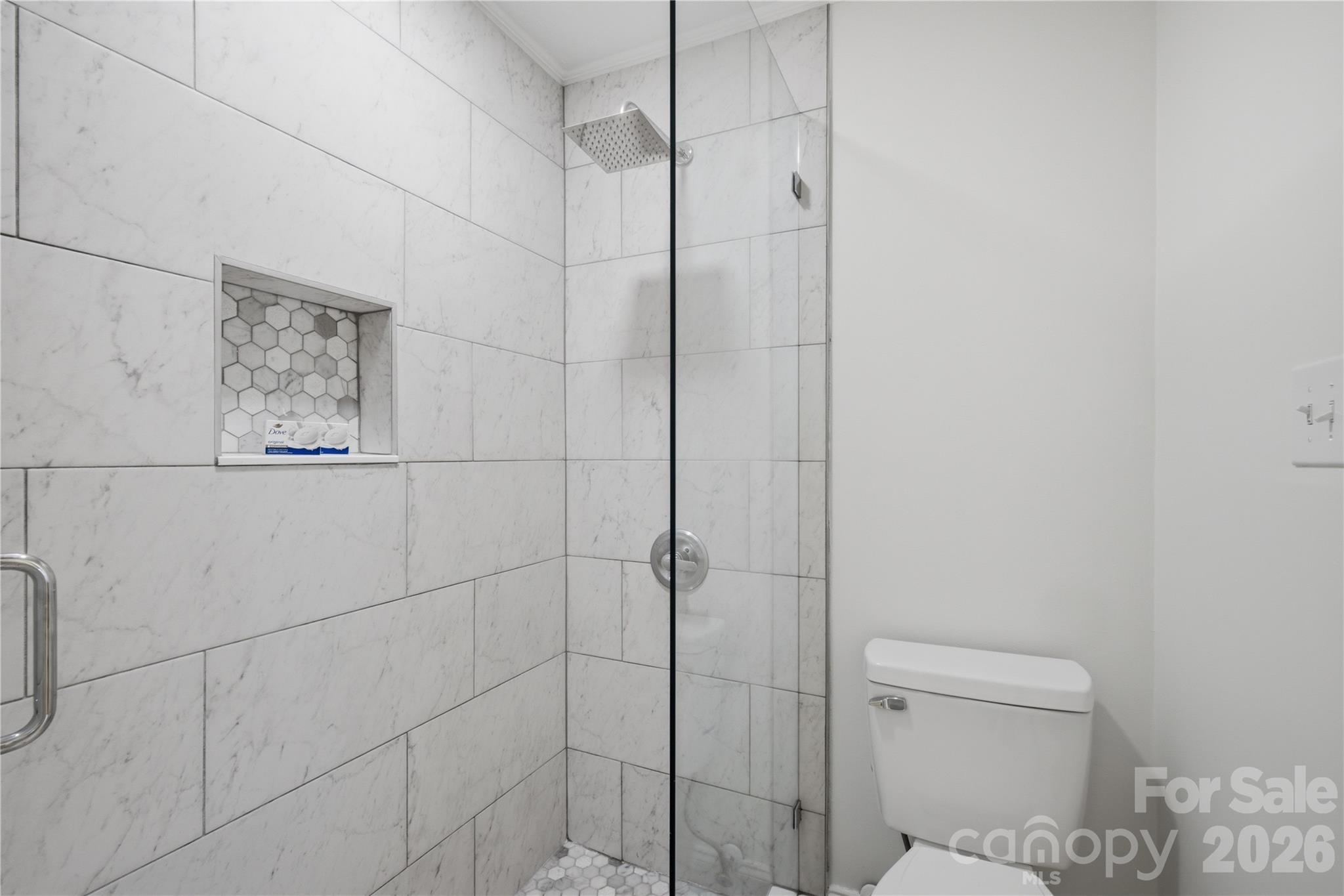 1109 E Morehead Street #16 — Charlotte