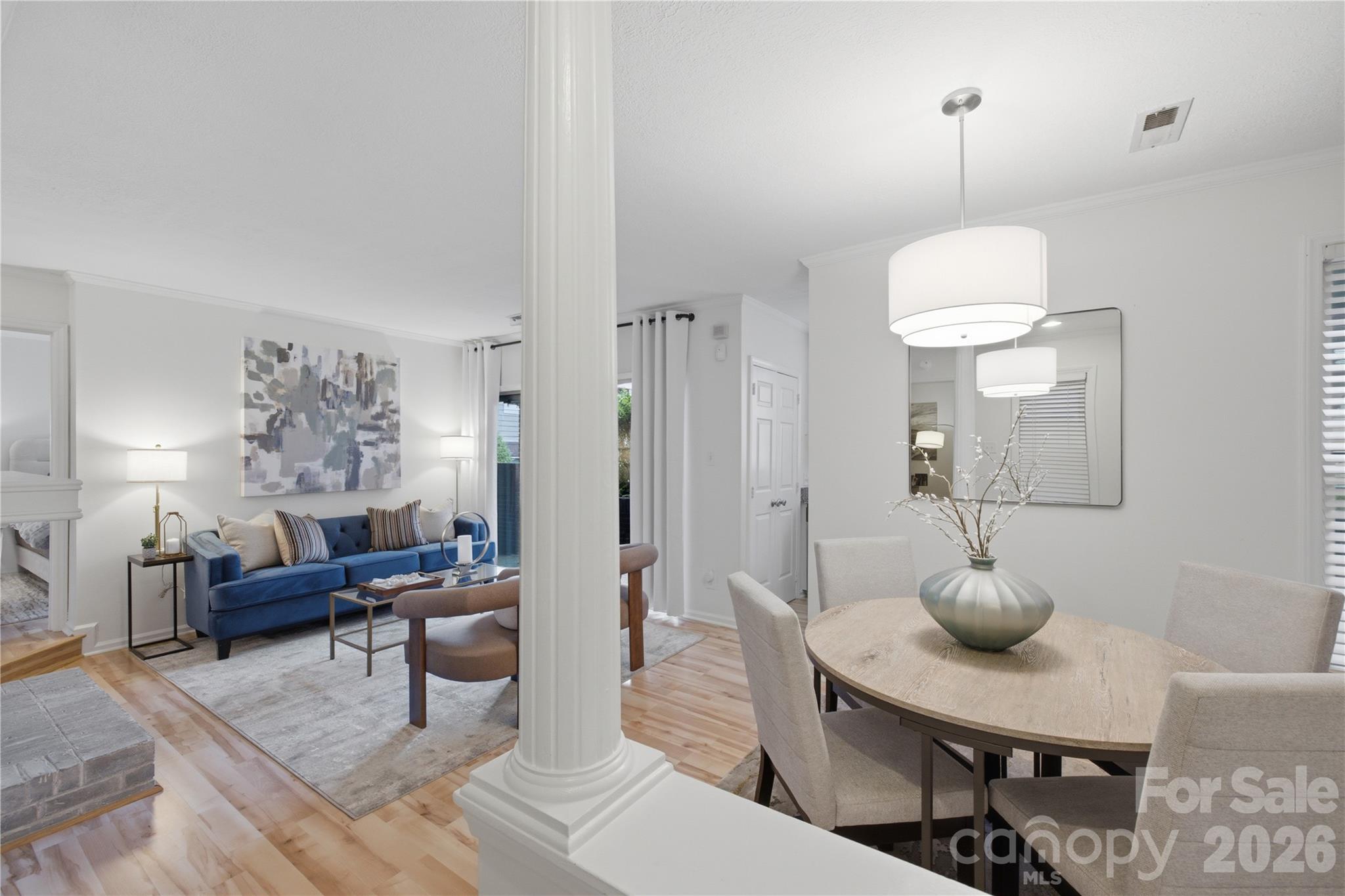 1109 E Morehead Street #16 — Charlotte