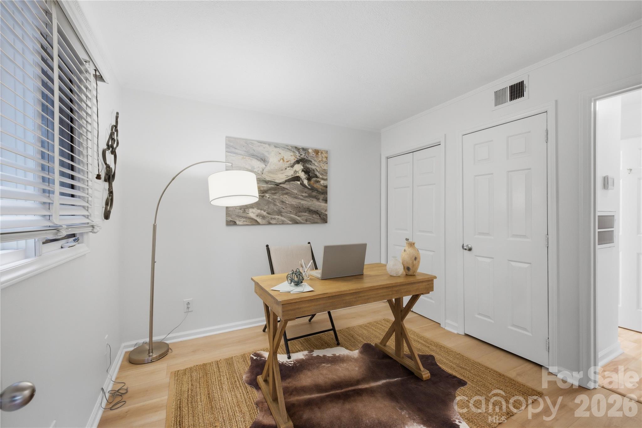 1109 E Morehead Street #16 — Charlotte