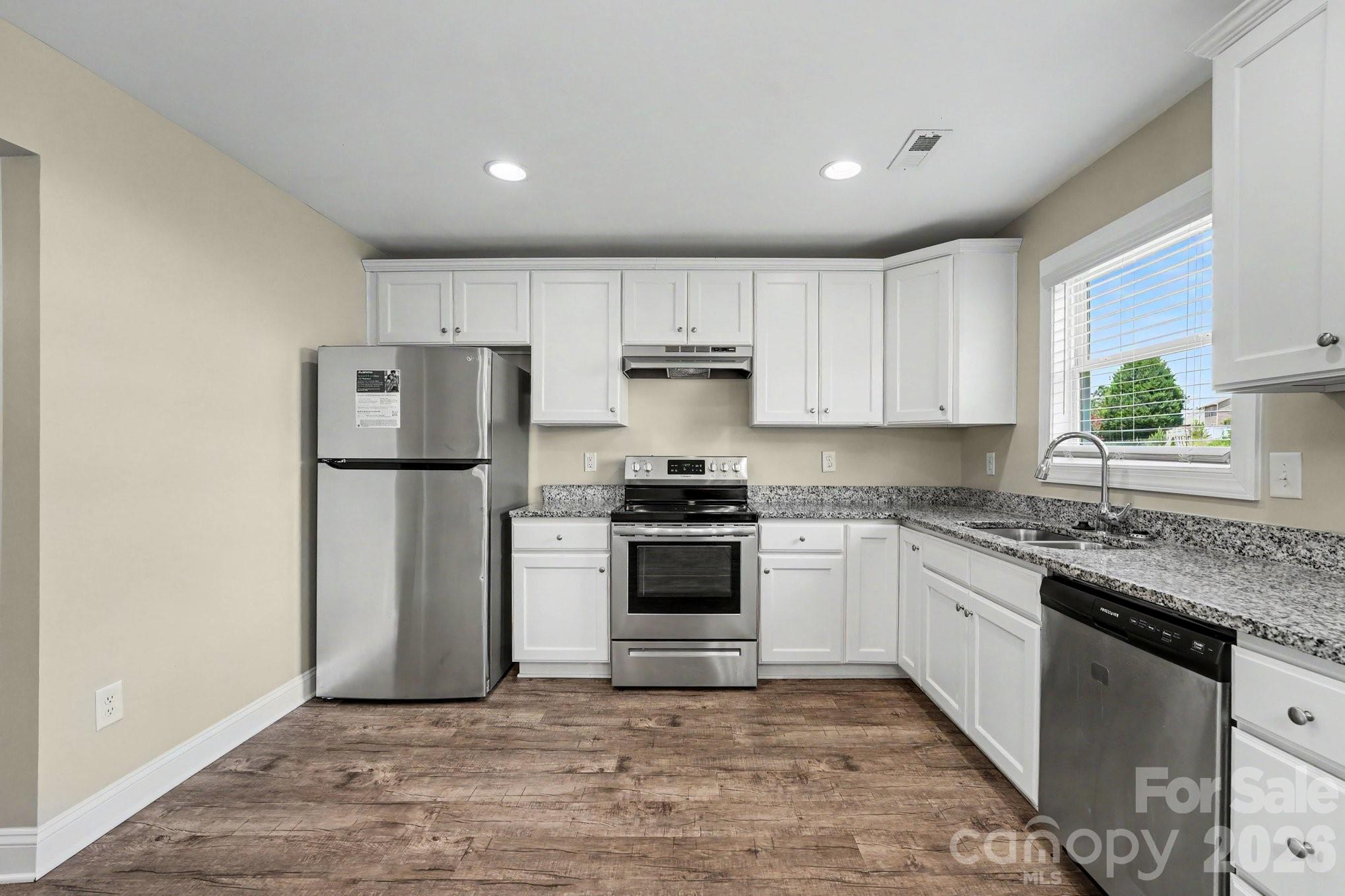 1545 Mayfair Drive — Conover