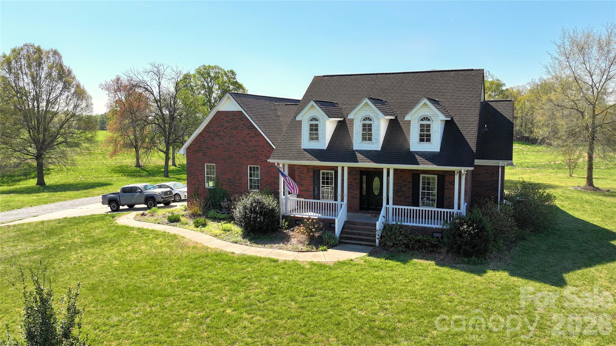 6710 Lawyers Road E — Marshville