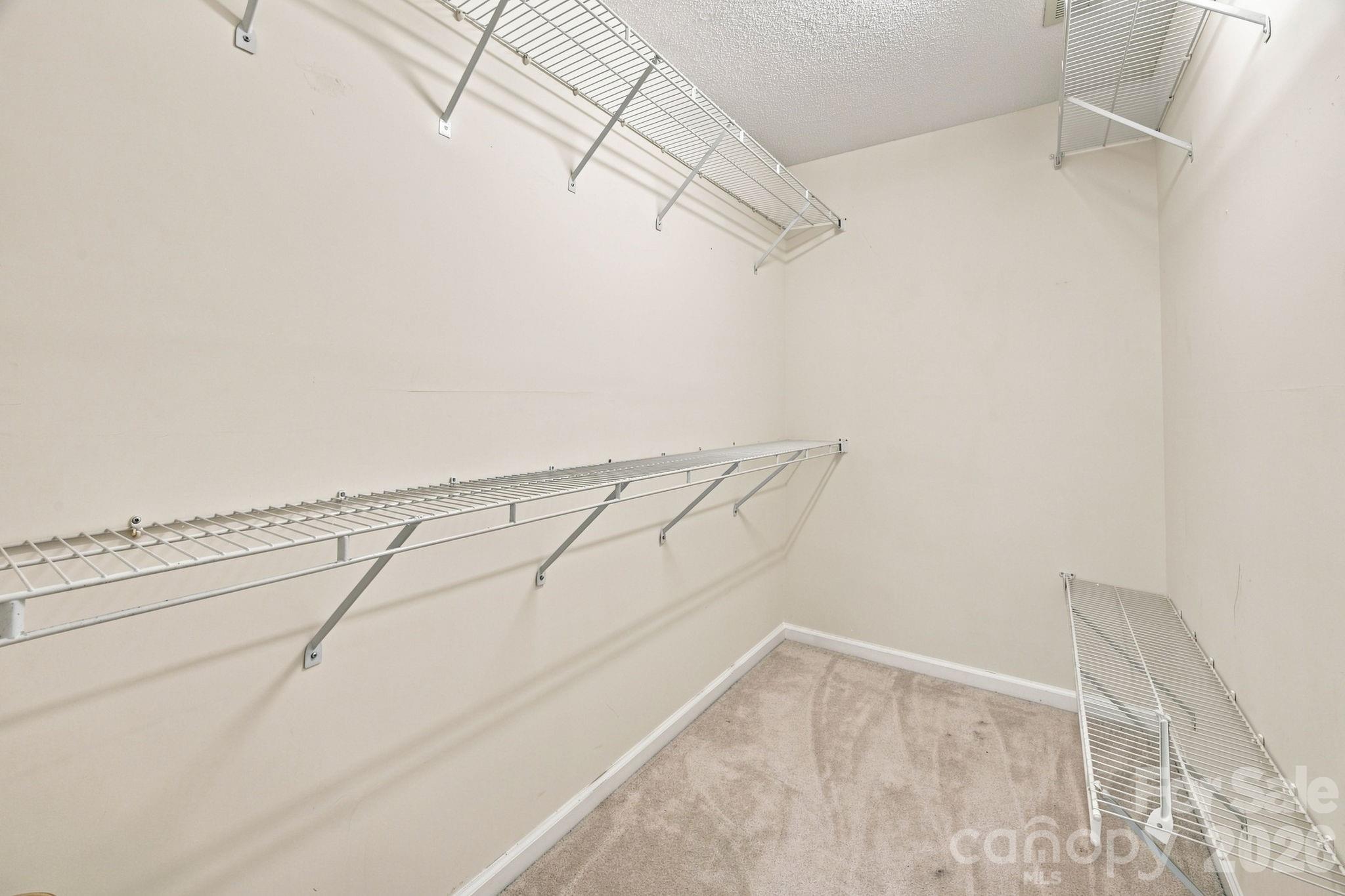 124 Aylesbury Lane — Indian Trail