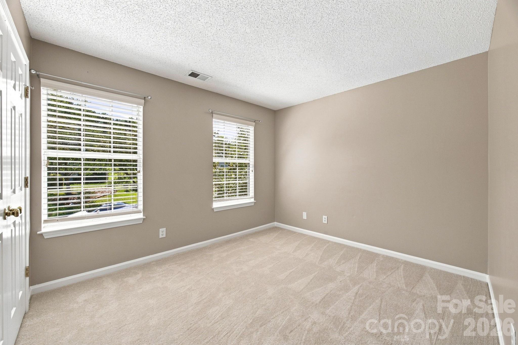 124 Aylesbury Lane — Indian Trail