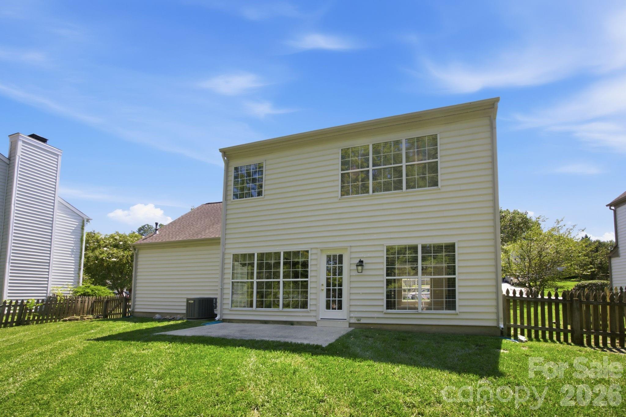 124 Aylesbury Lane — Indian Trail