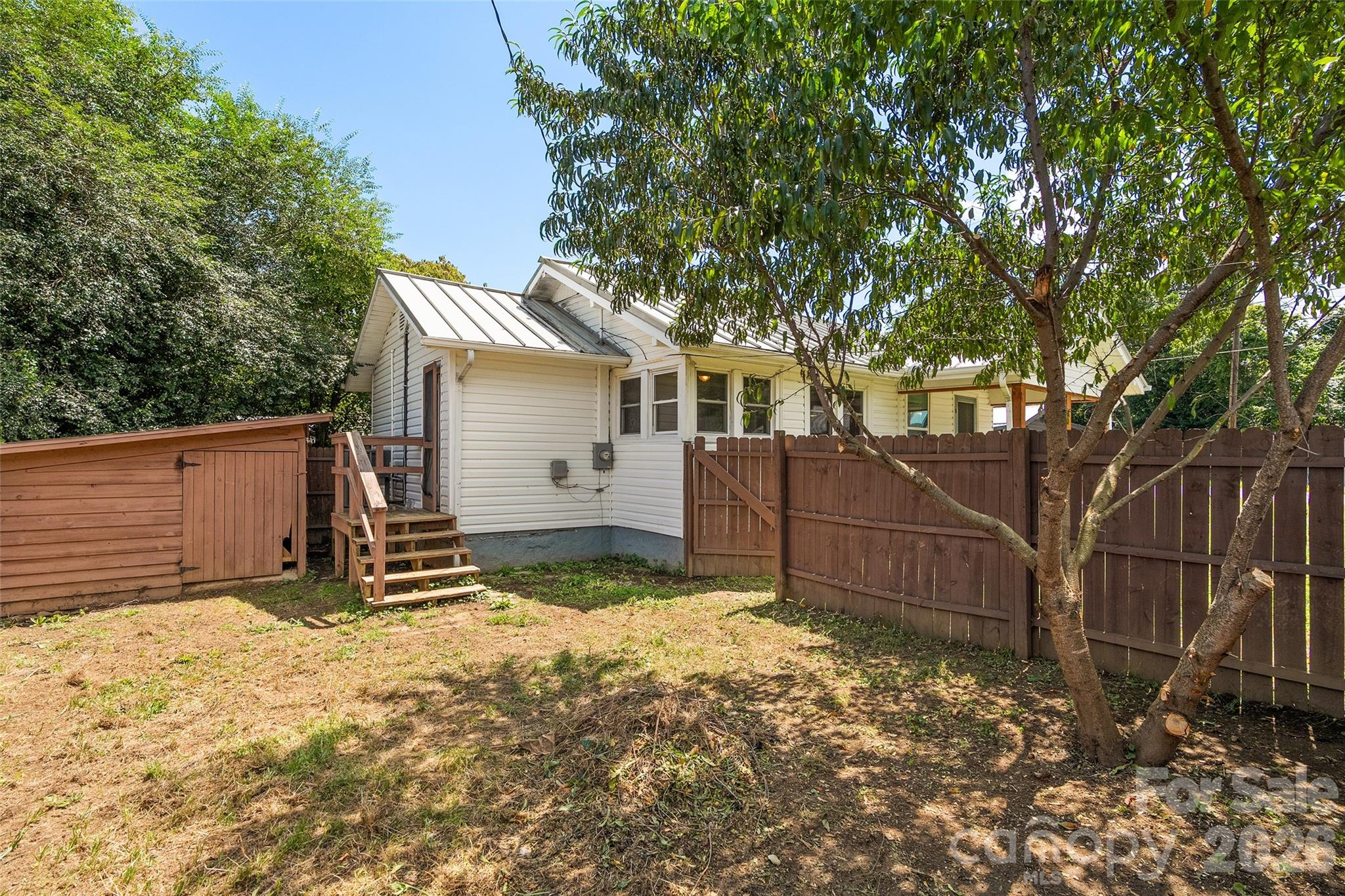 417 Riverbend Street — Waynesville