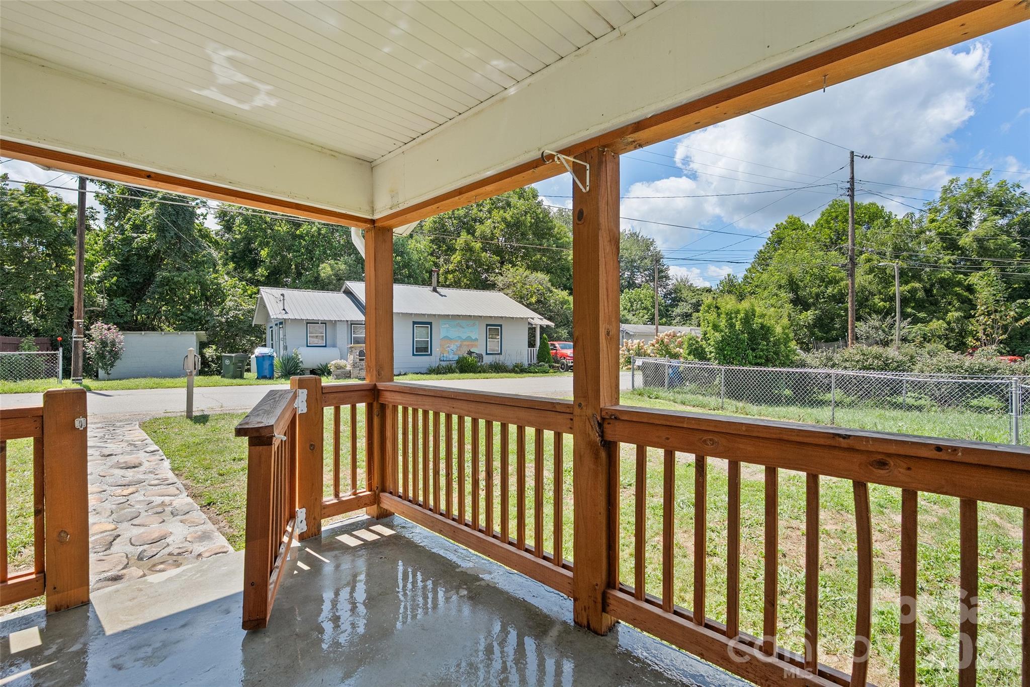 417 Riverbend Street — Waynesville