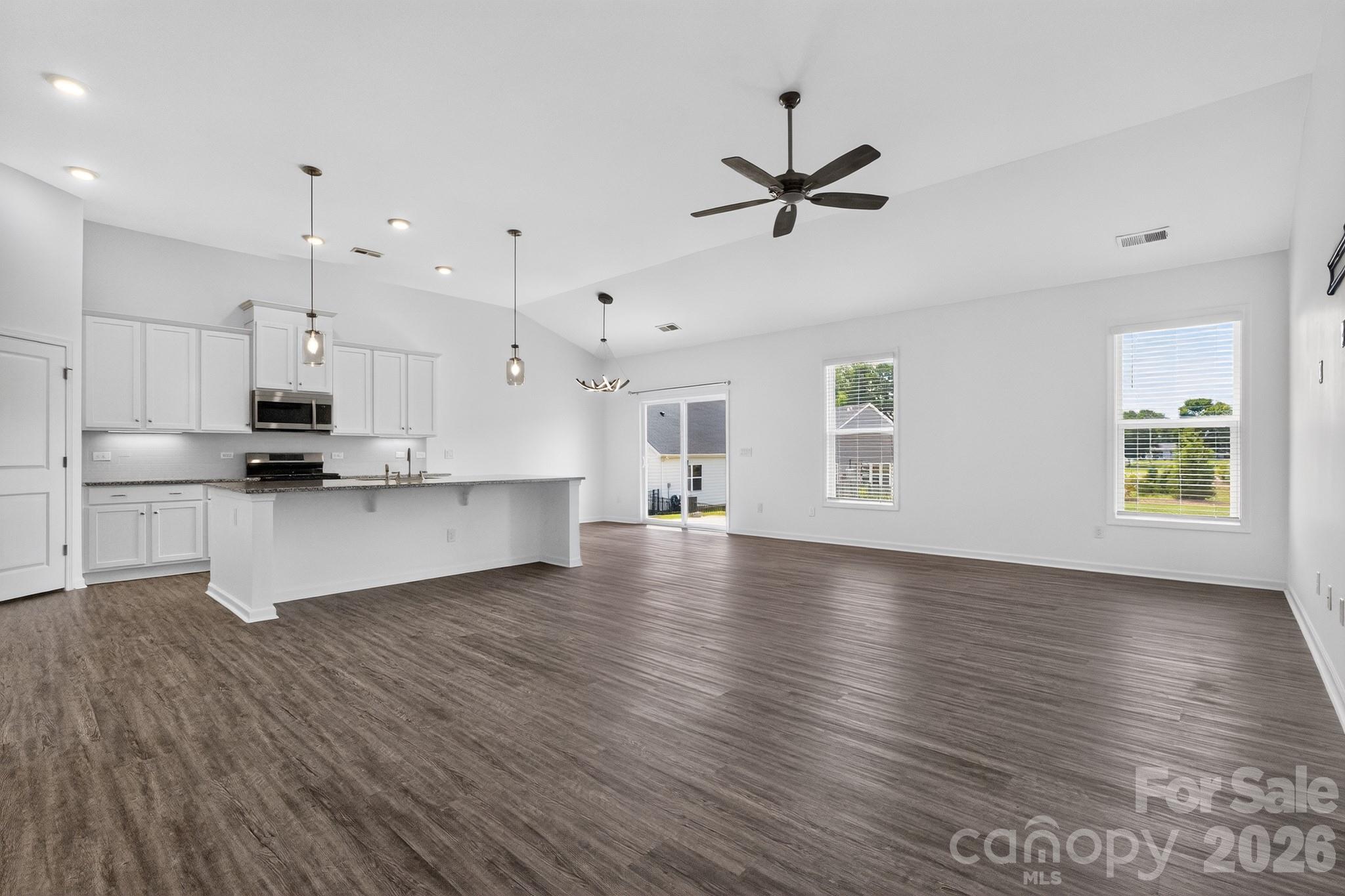 8159 Mccormick Street — Terrell