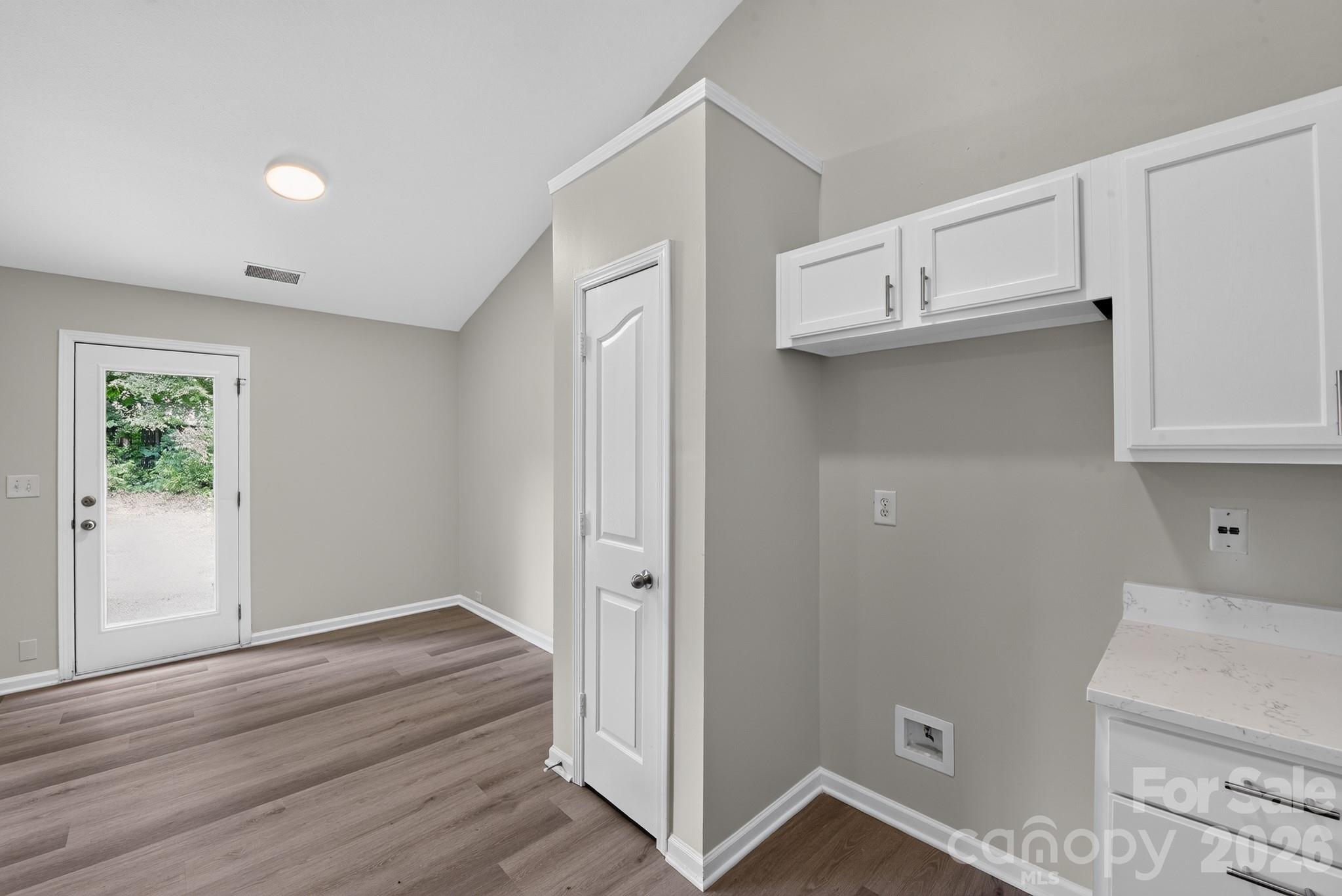 6923 Sunman Road — Charlotte