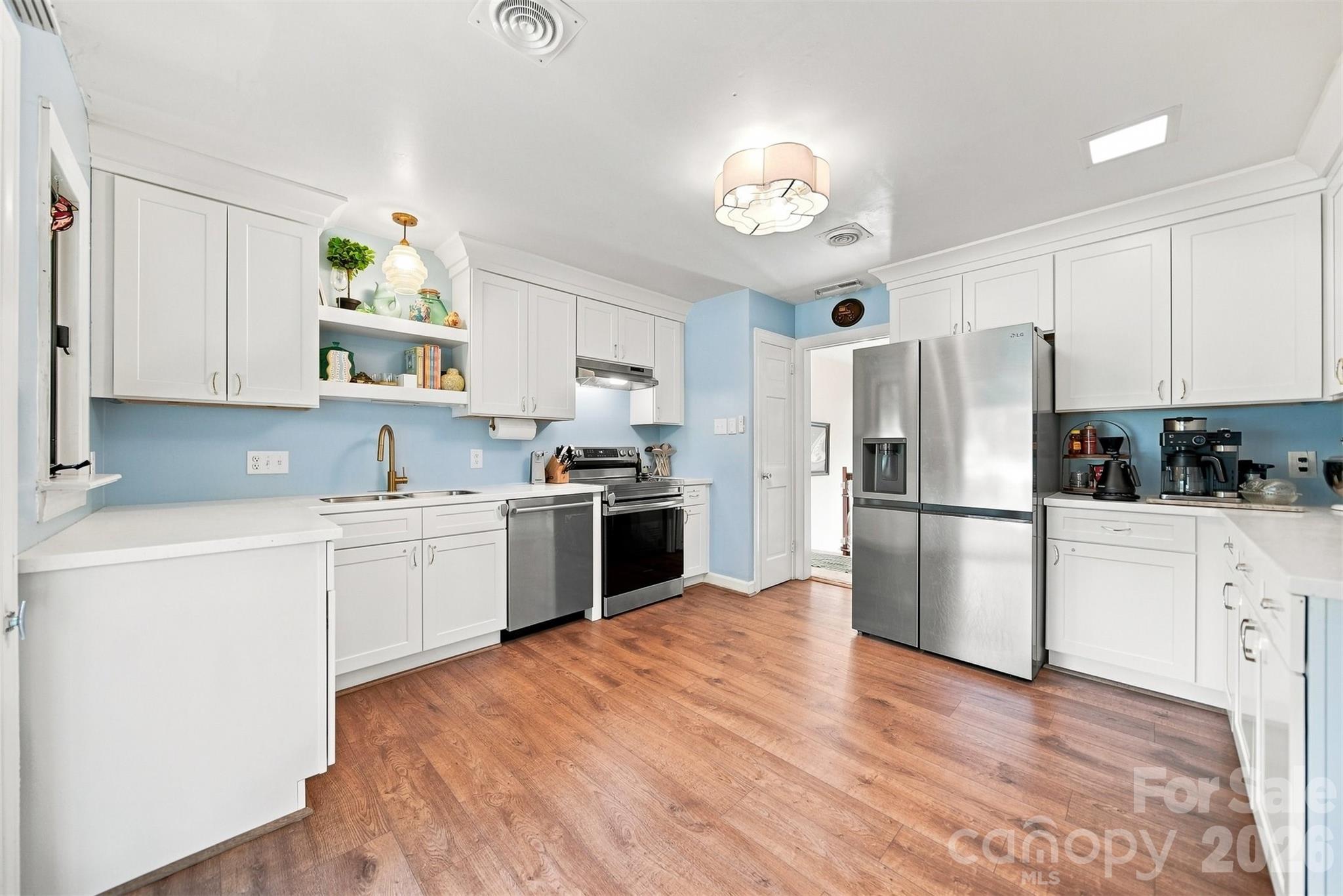 706 Springdale Road — Statesville