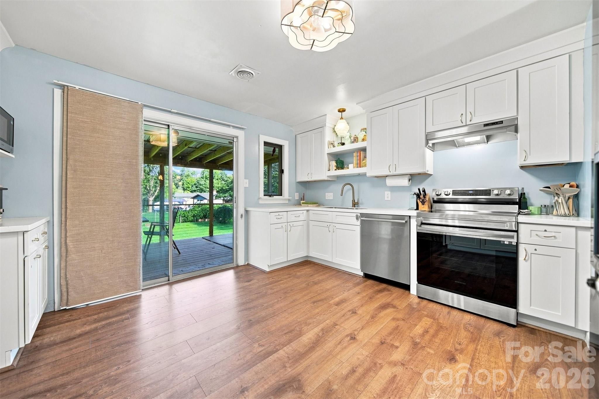 706 Springdale Road — Statesville