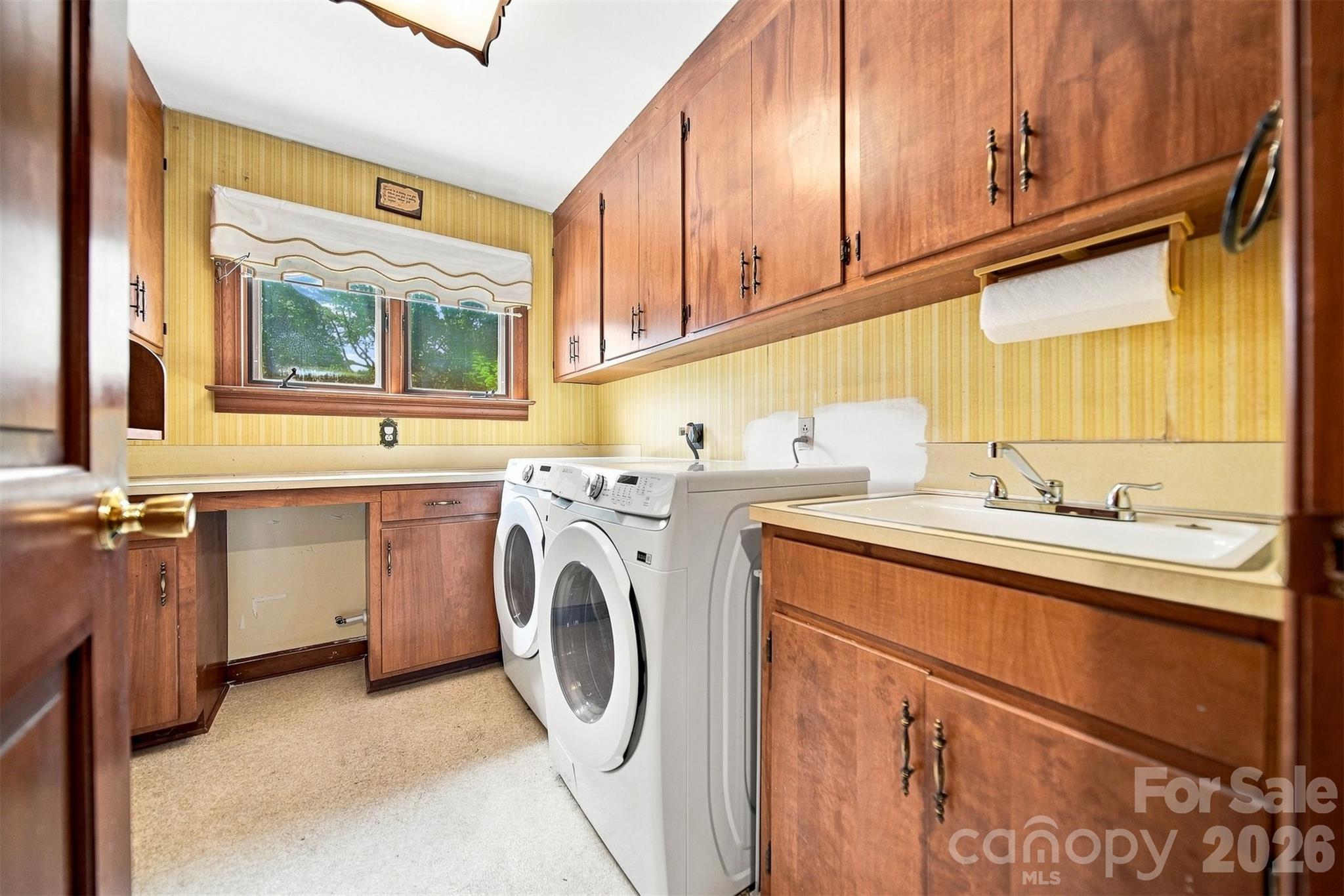 706 Springdale Road — Statesville