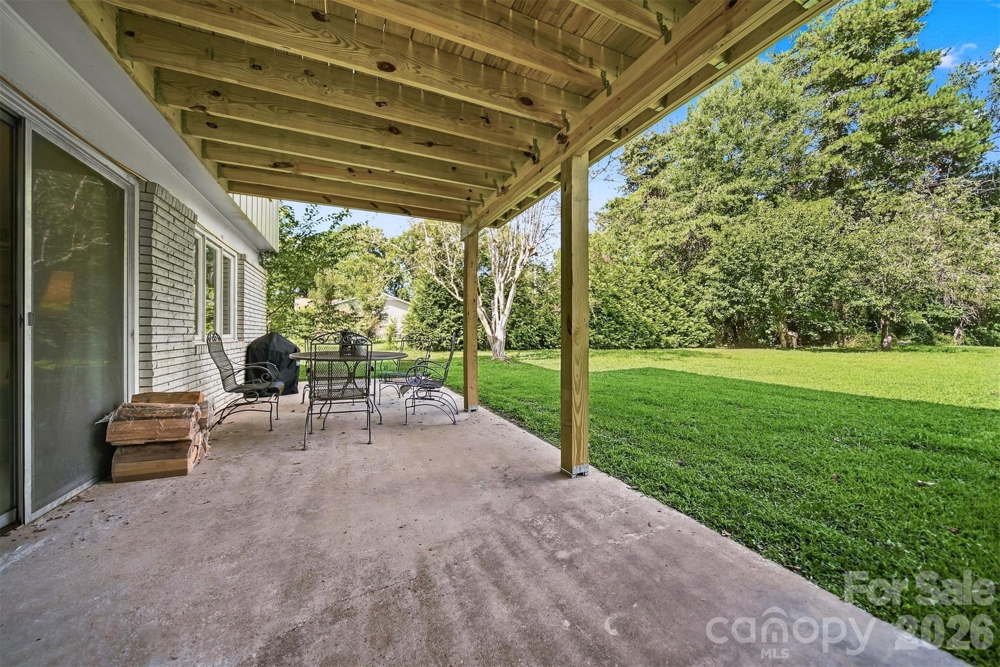706 Springdale Road — Statesville