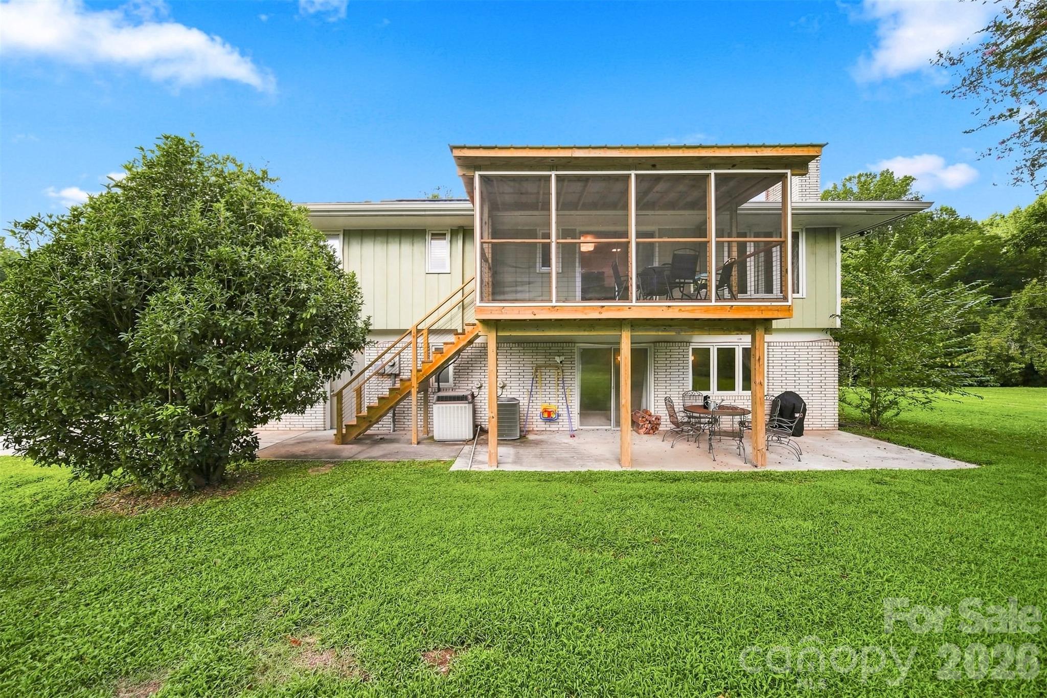 706 Springdale Road — Statesville