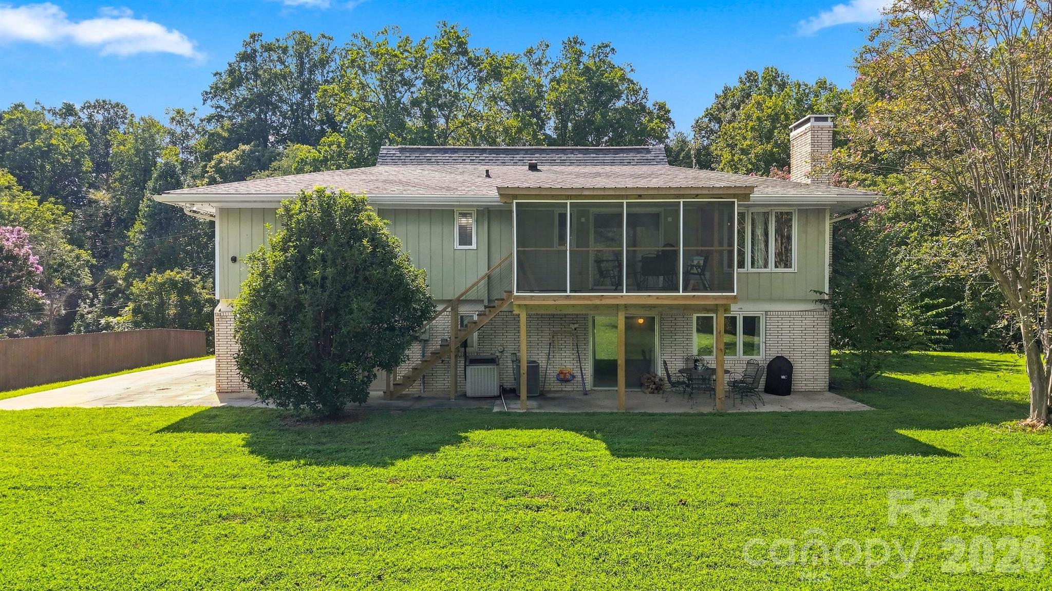 706 Springdale Road — Statesville
