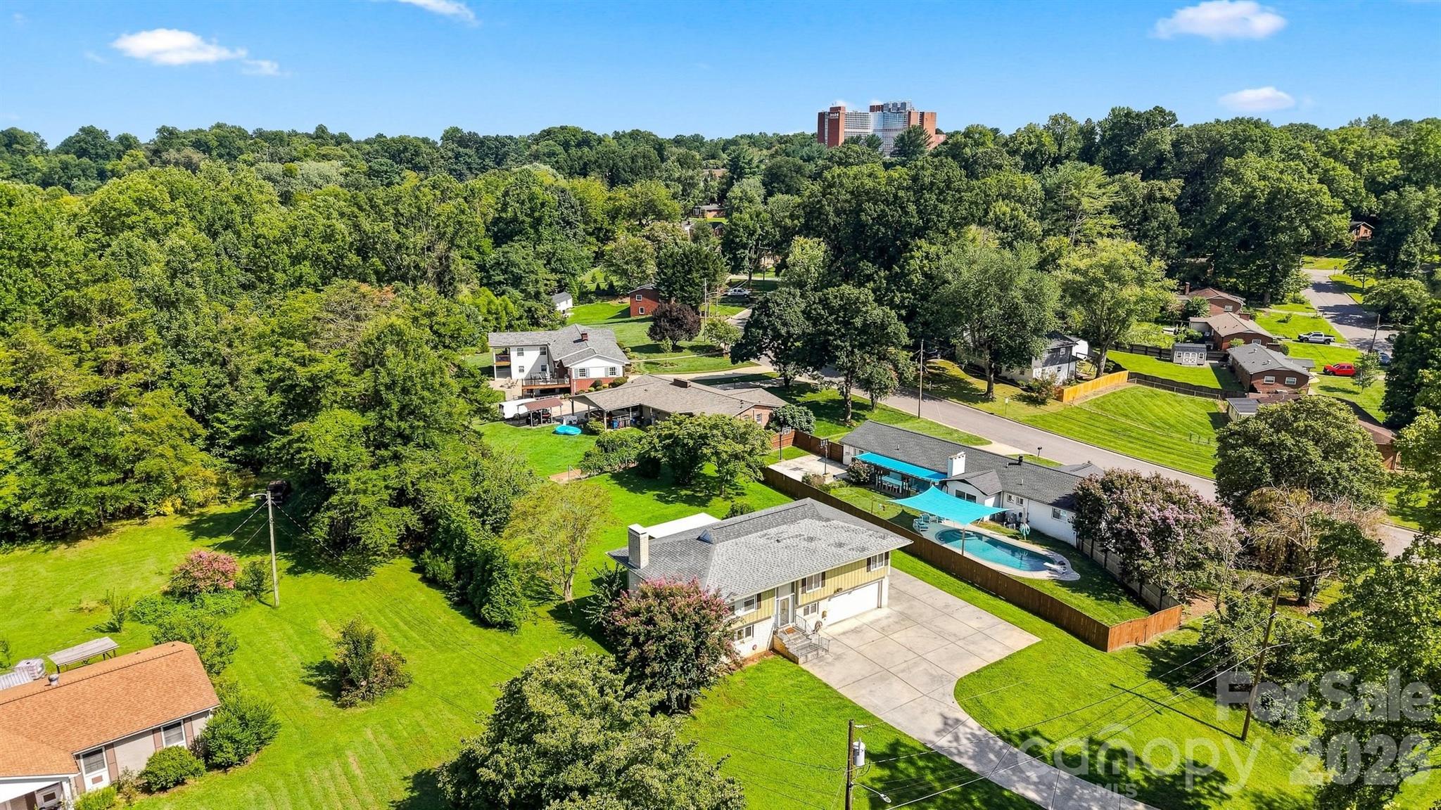 706 Springdale Road — Statesville