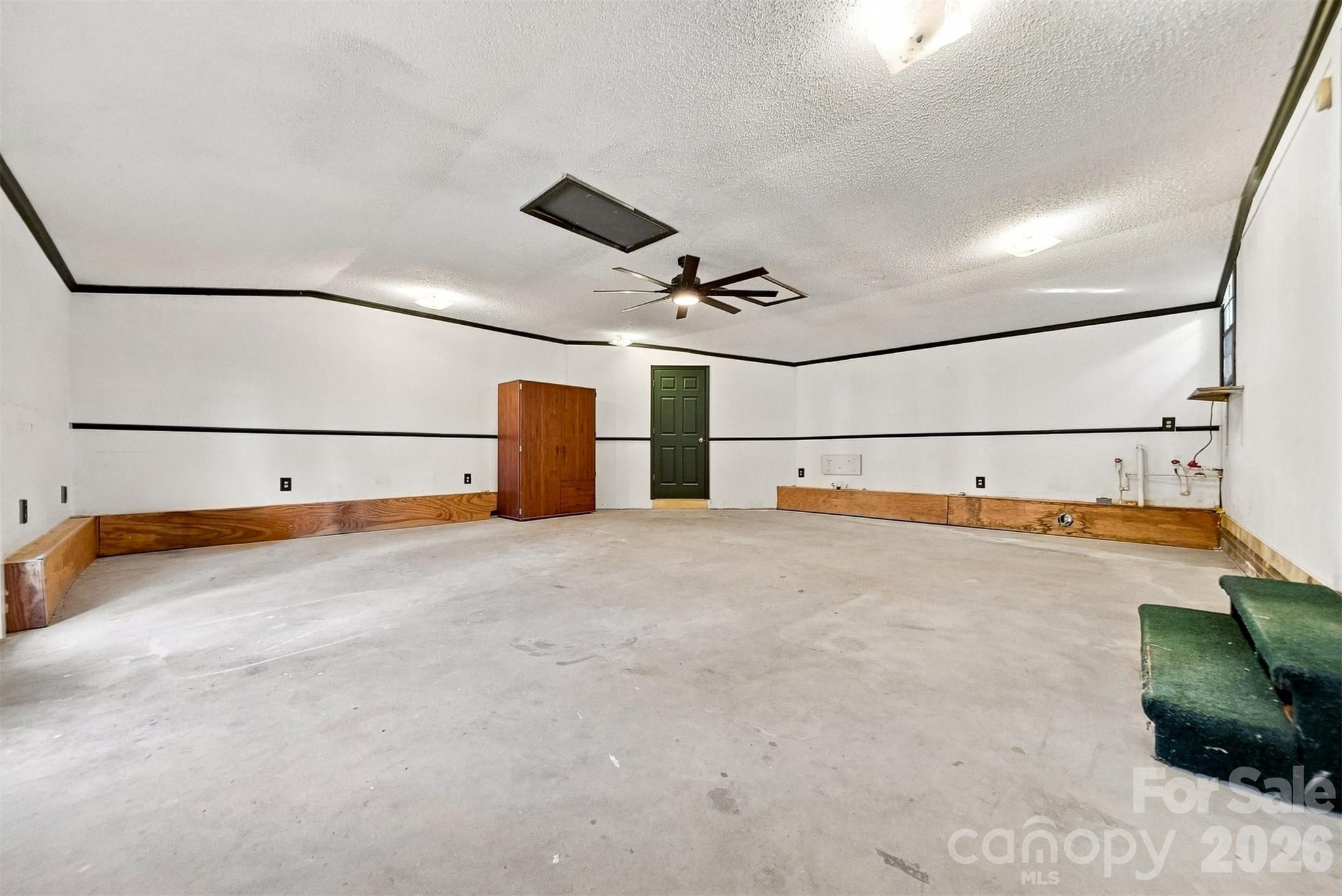 2947 S NC 16 Highway — Newton