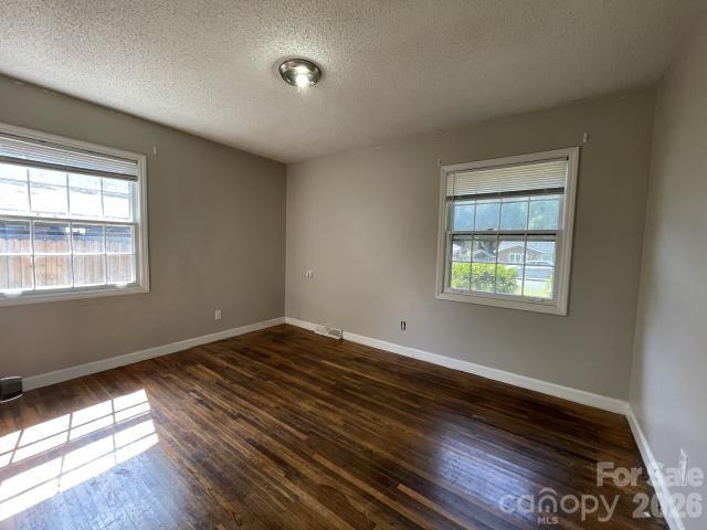 909 Carrington Drive — Charlotte