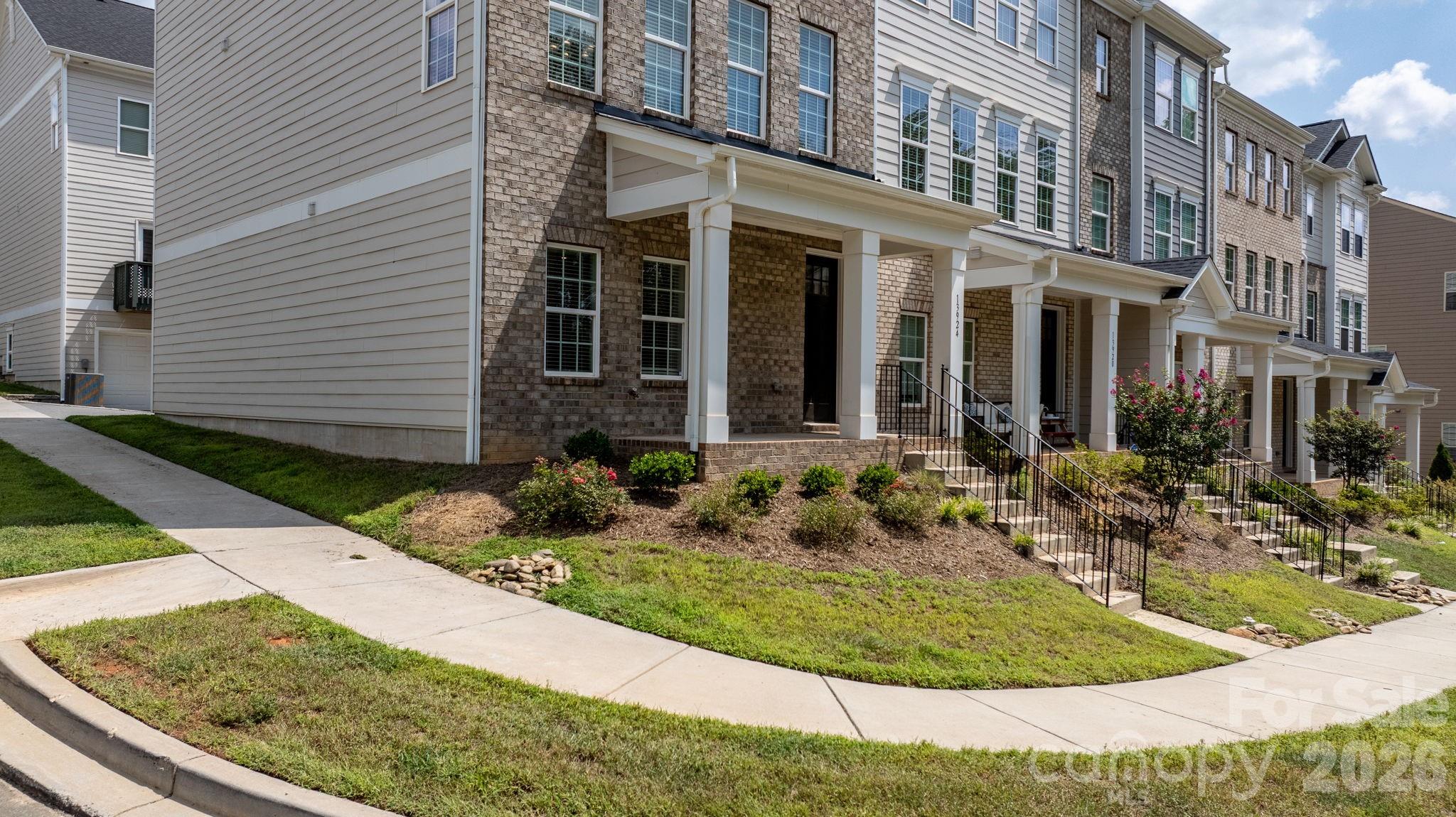 13924 Winmau Lane #10 — Huntersville