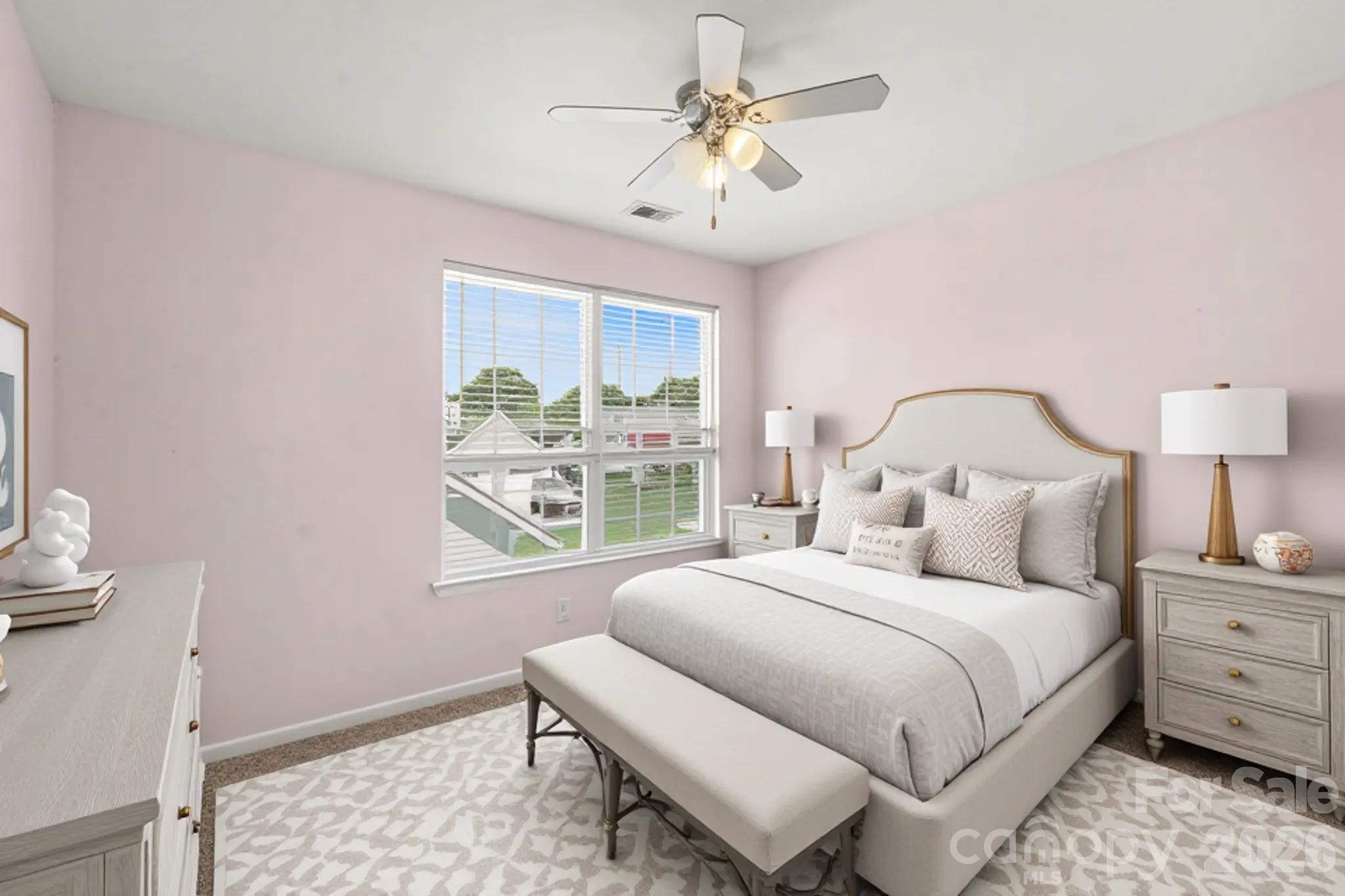1148 Drummond Lane — Matthews