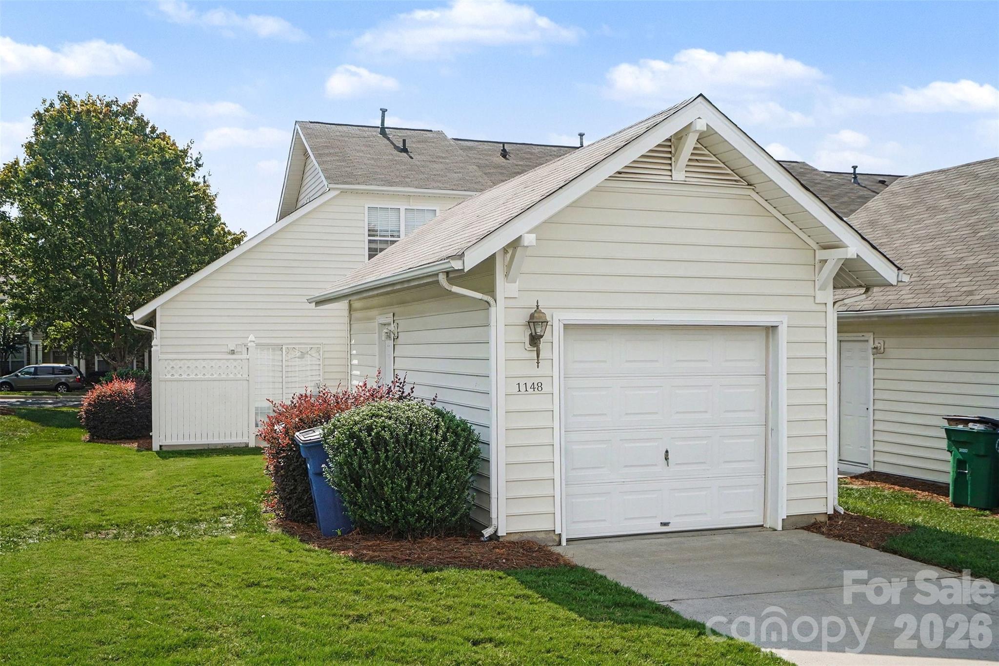 1148 Drummond Lane — Matthews