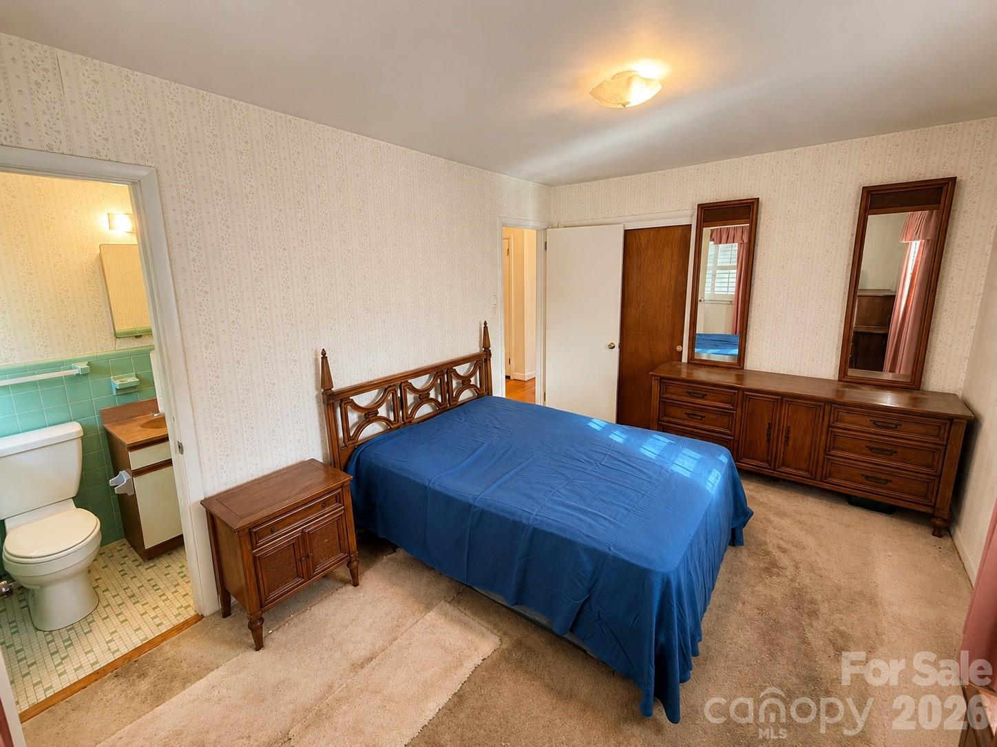 6124 Donna Drive — Charlotte