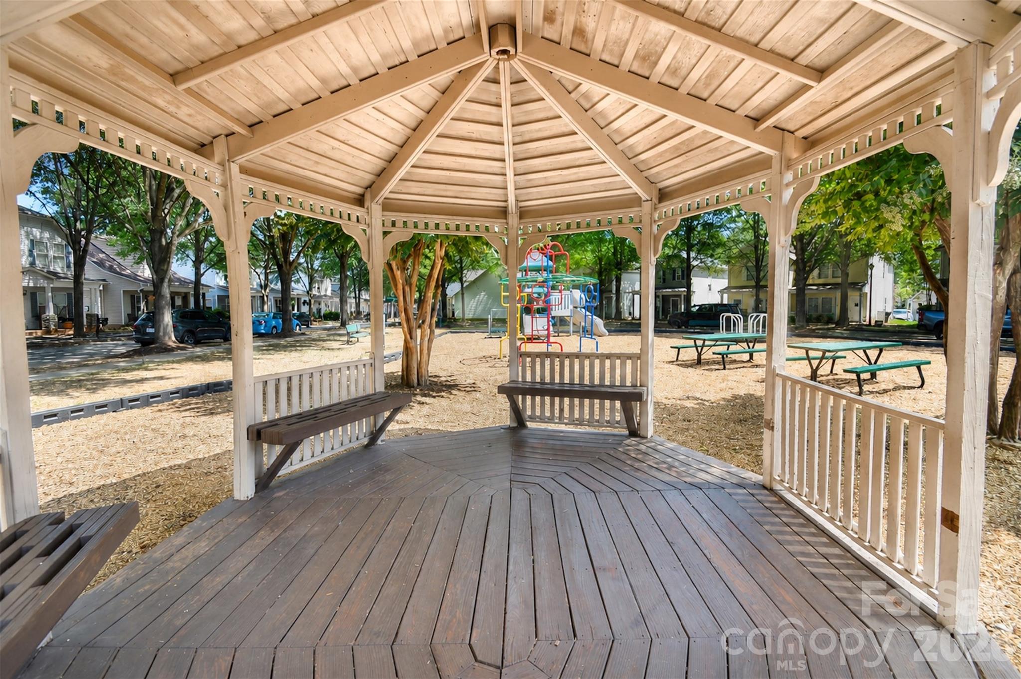 13039 Windy Lea Lane — Huntersville