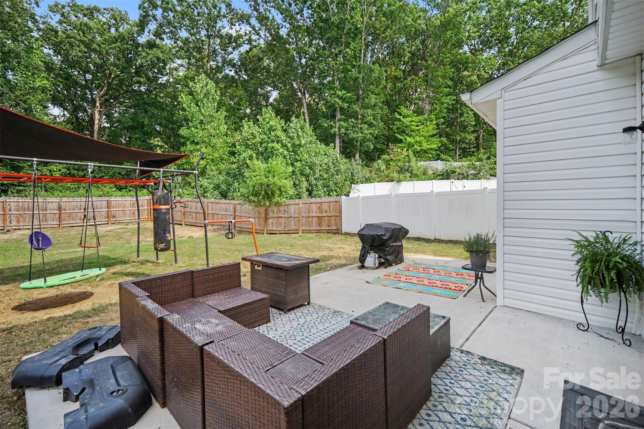 1949 Boulder Court — Gastonia