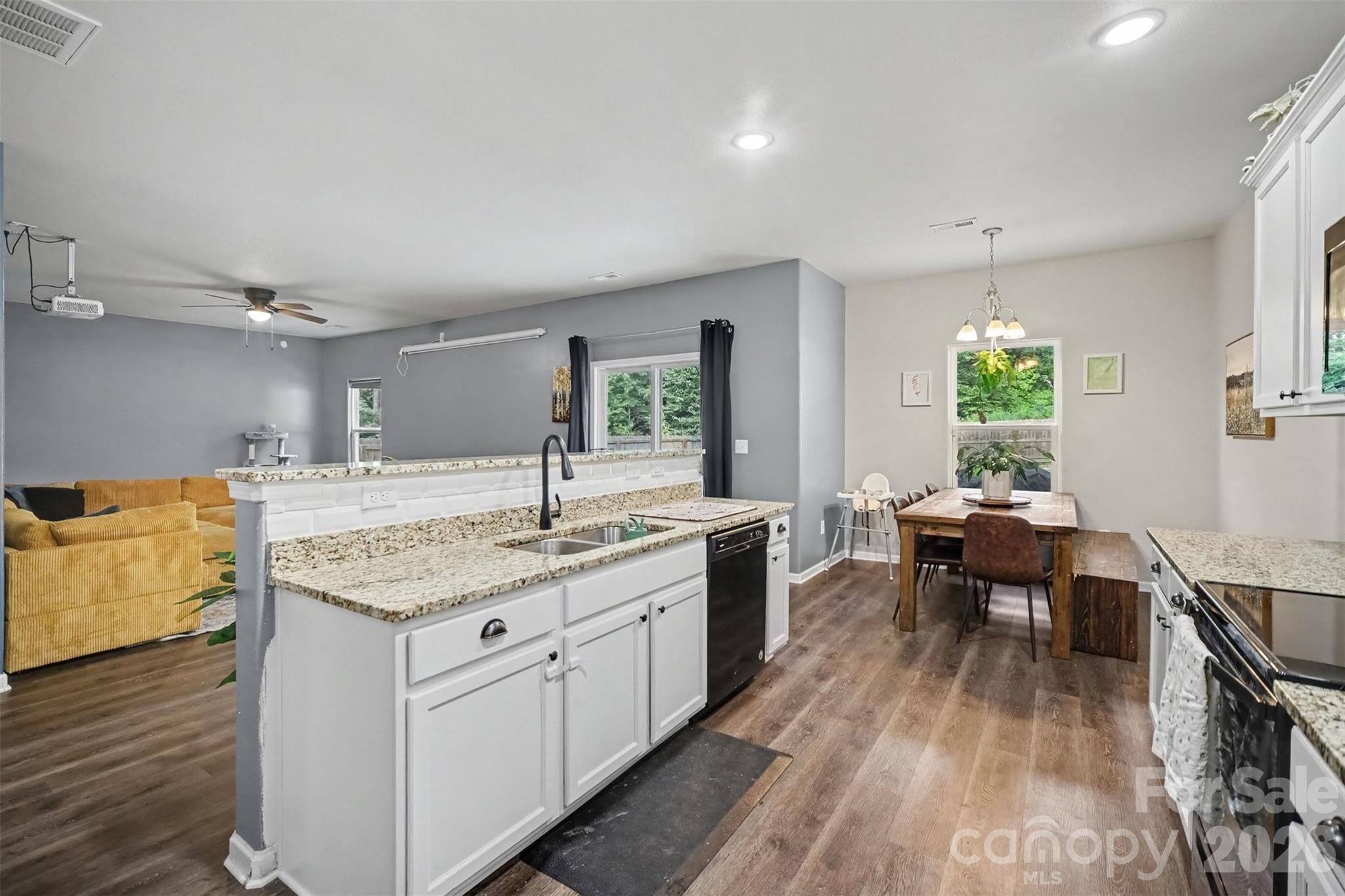 1949 Boulder Court — Gastonia