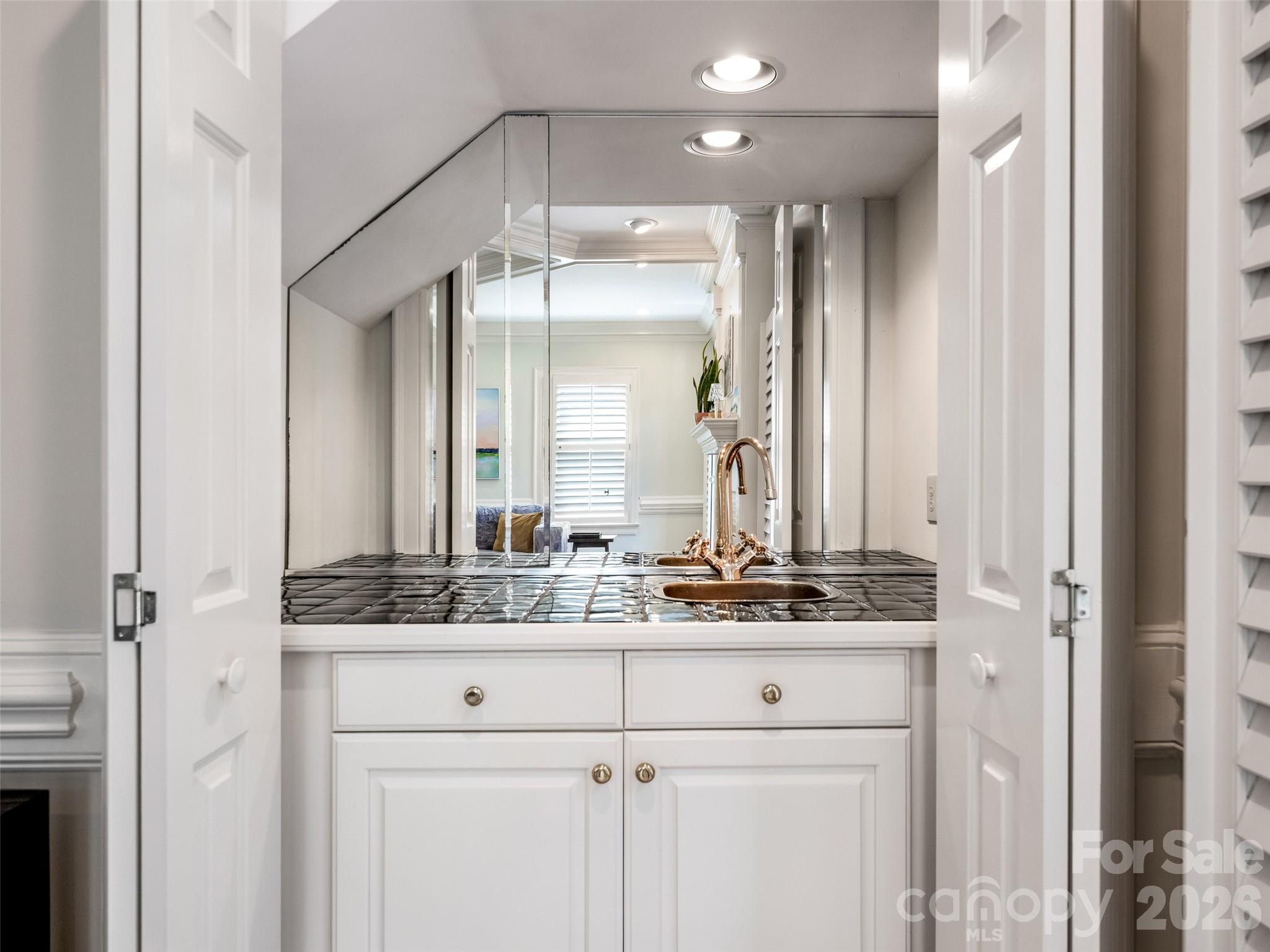 5216 Sunningdale Drive — Charlotte