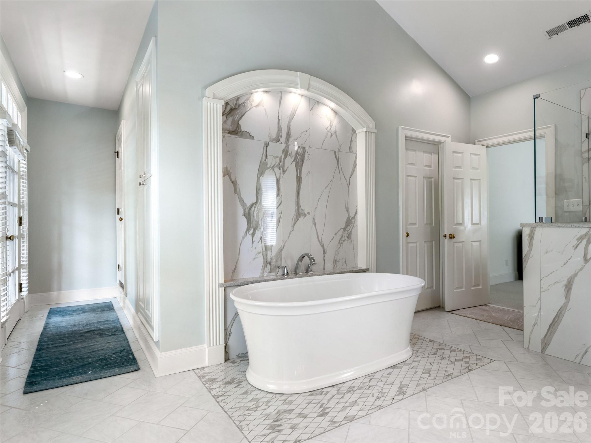 5216 Sunningdale Drive — Charlotte