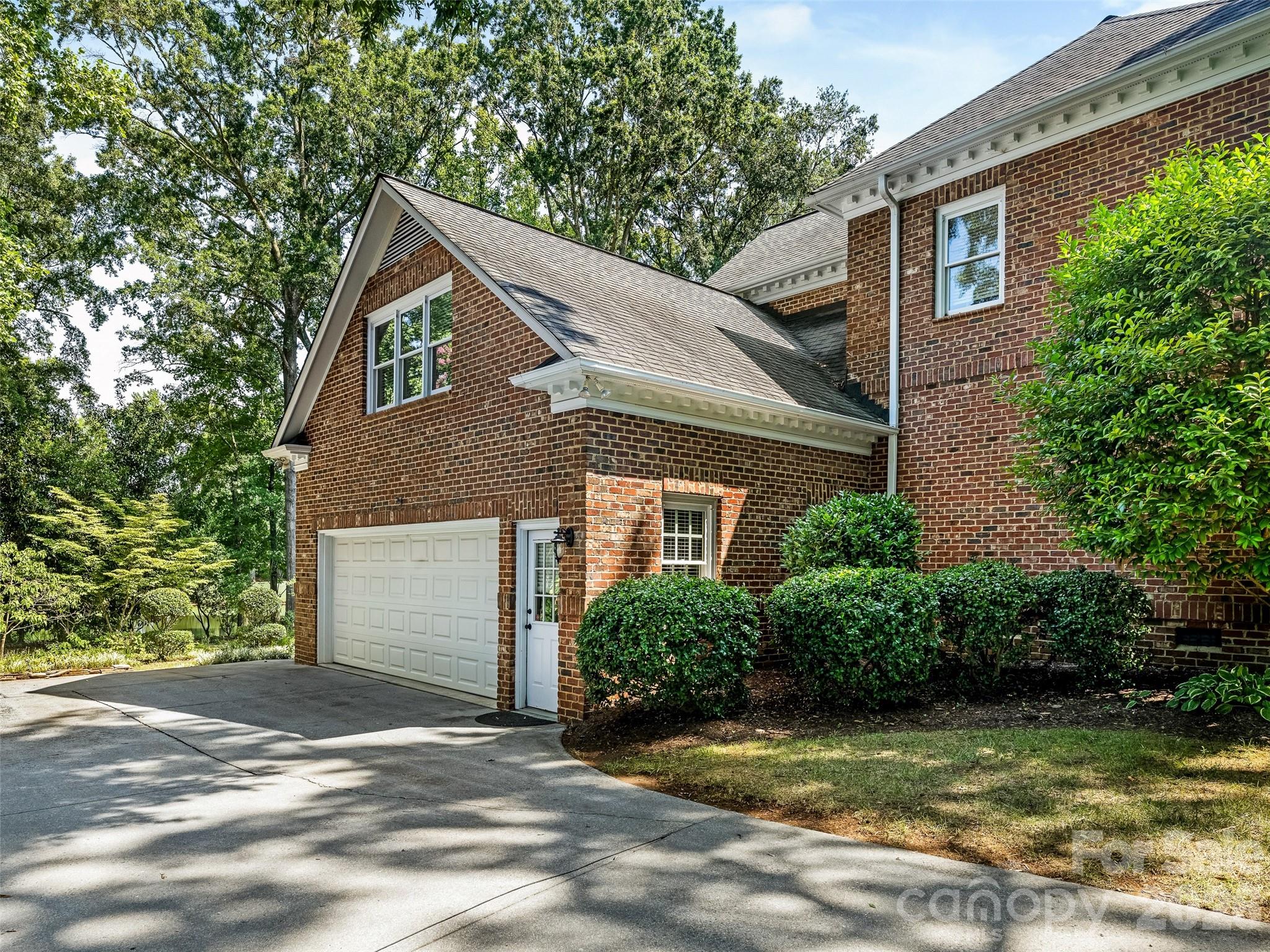 5216 Sunningdale Drive — Charlotte