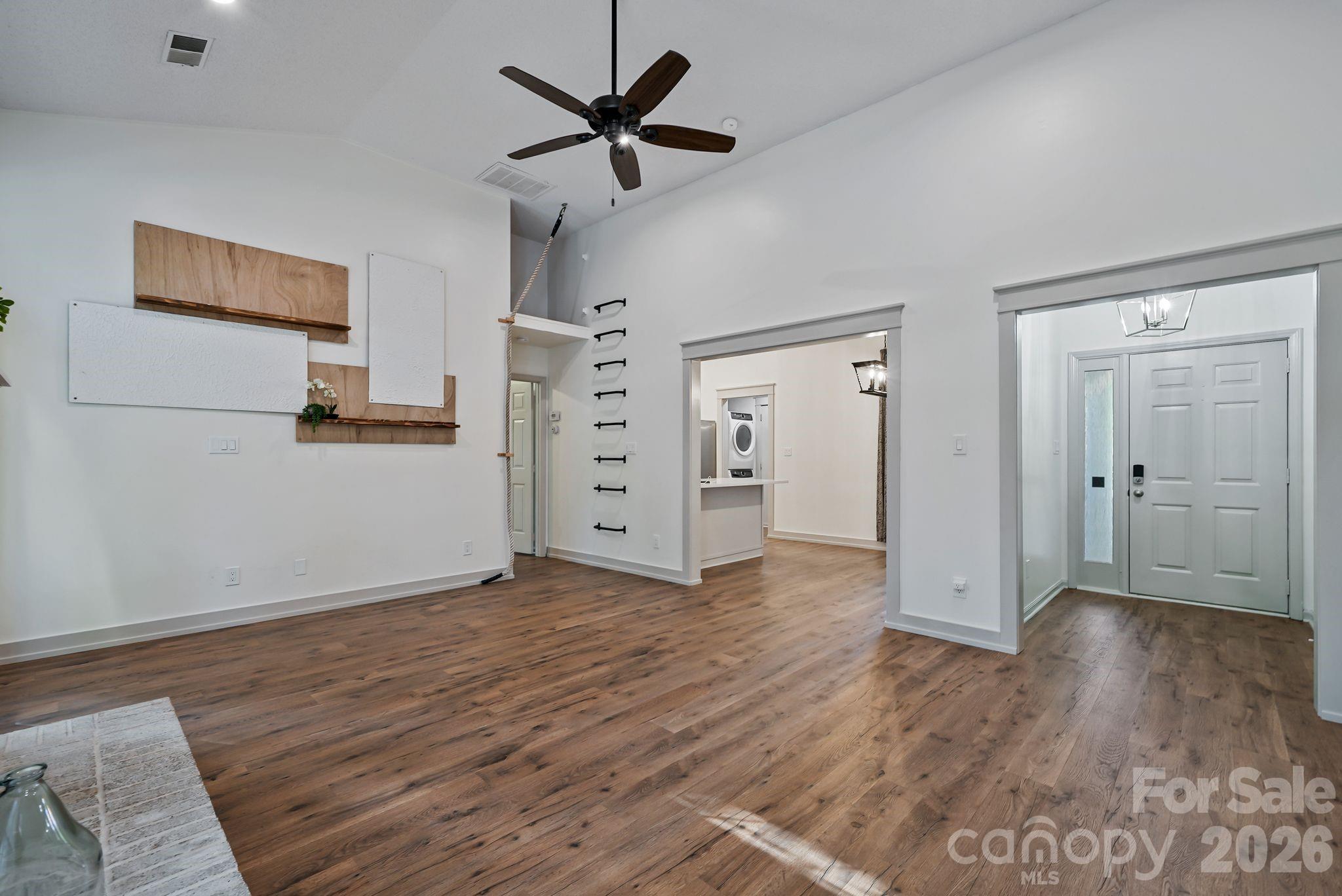 206 Aurora Lane — Huntersville