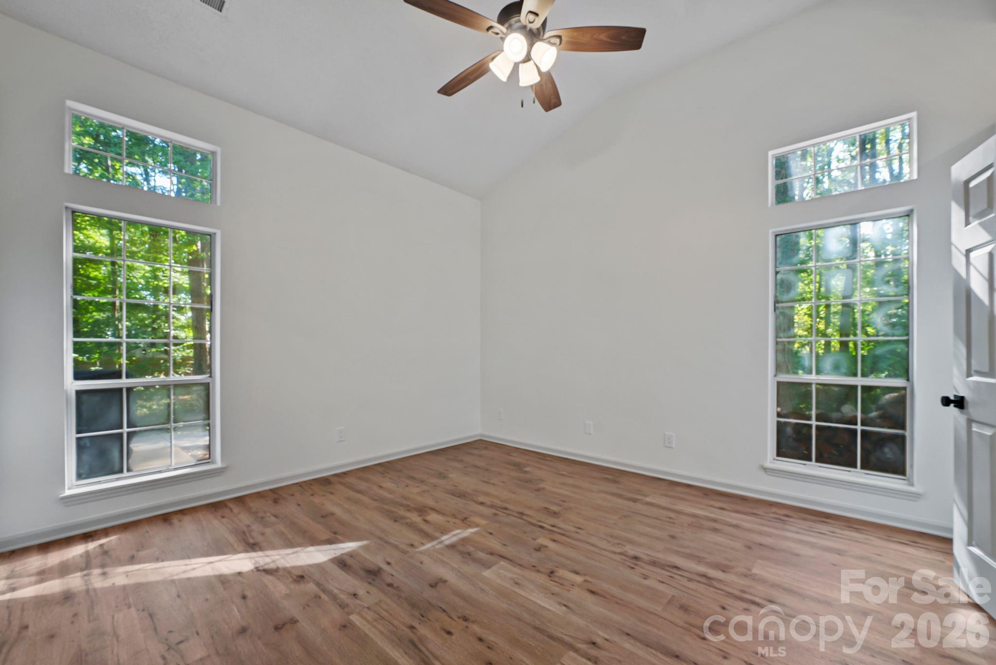 206 Aurora Lane — Huntersville