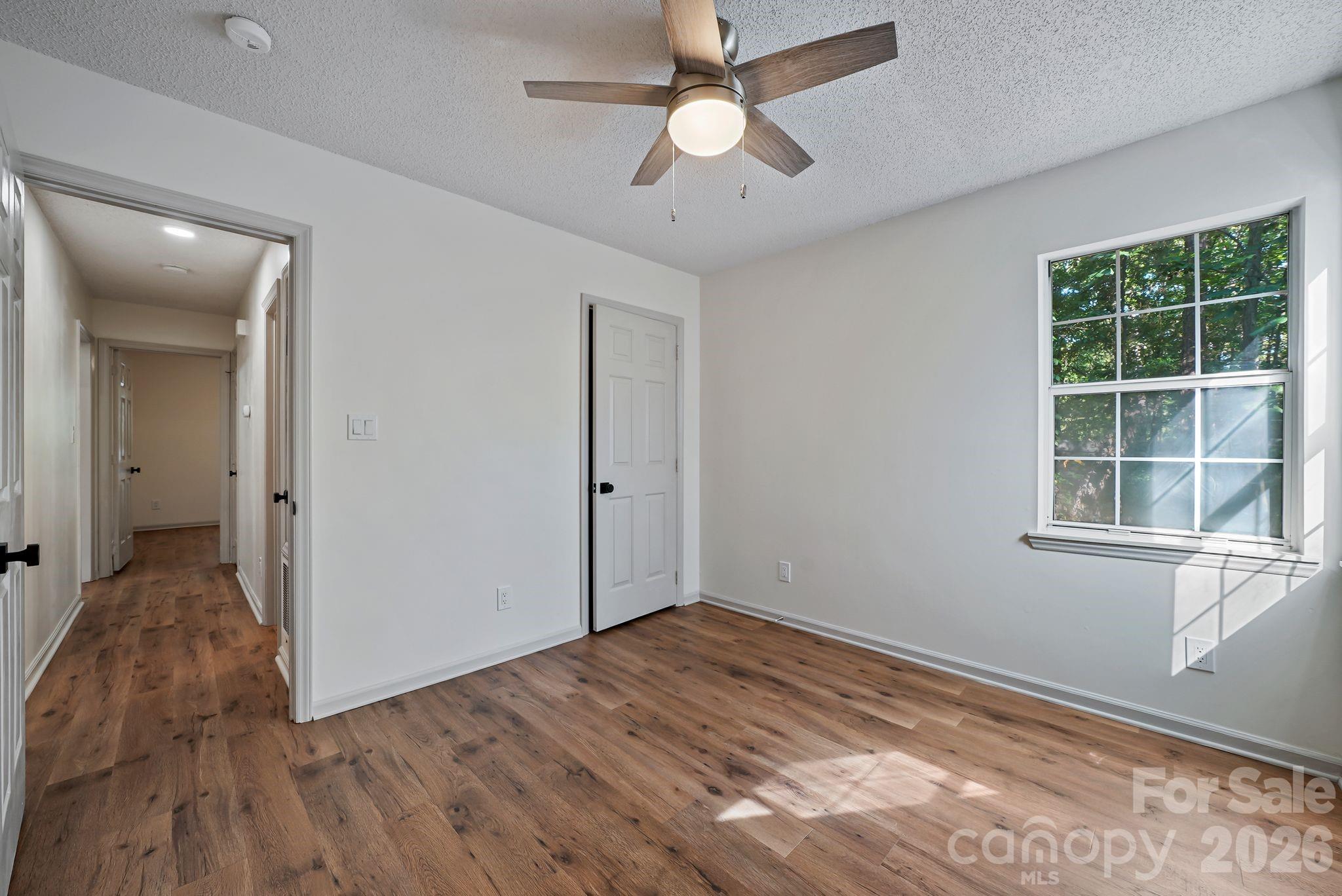 206 Aurora Lane — Huntersville