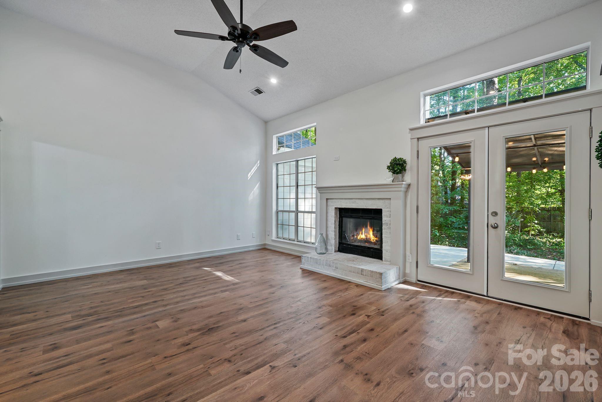 206 Aurora Lane — Huntersville