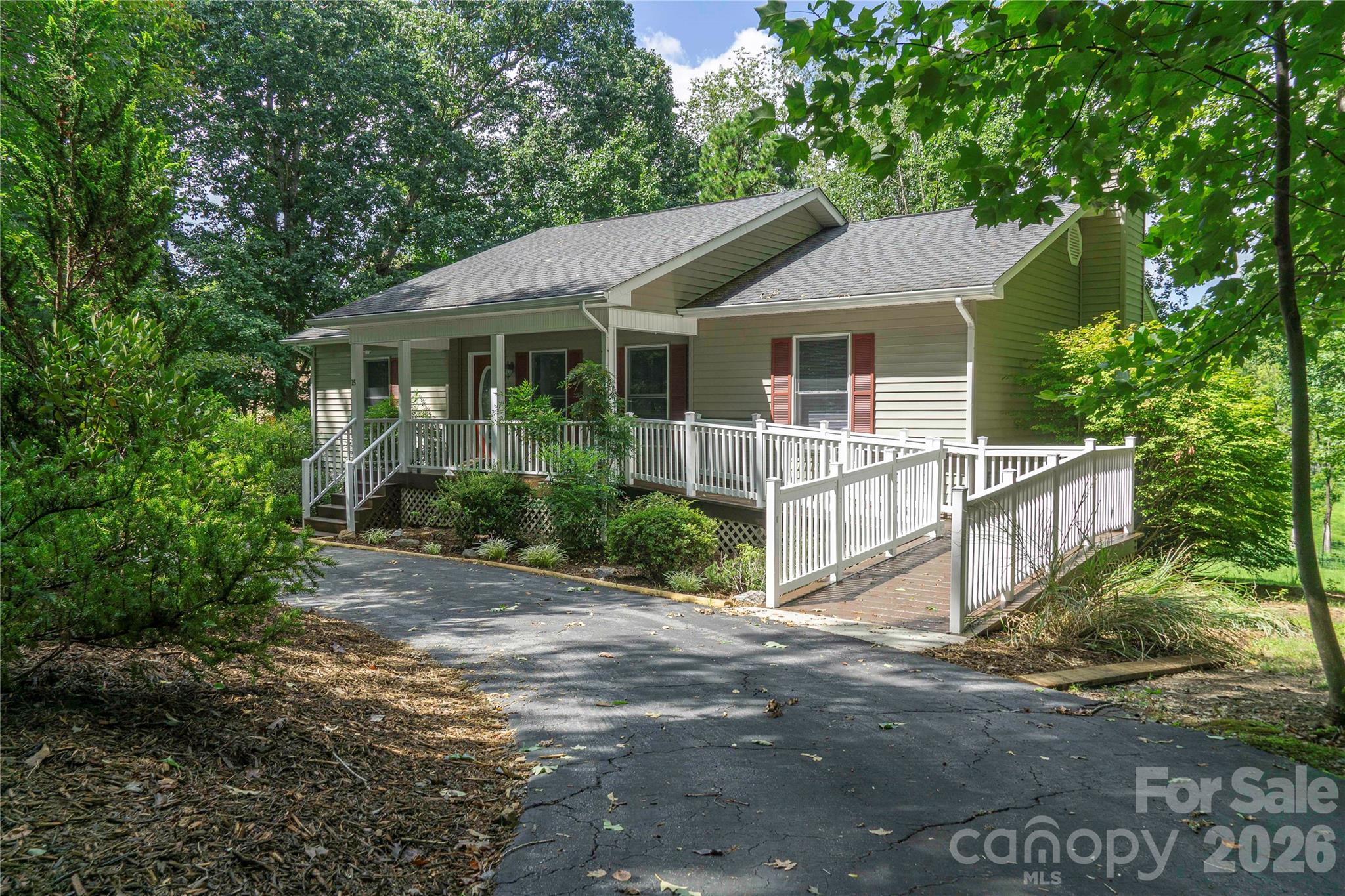 15 Pete Luther Road — Candler