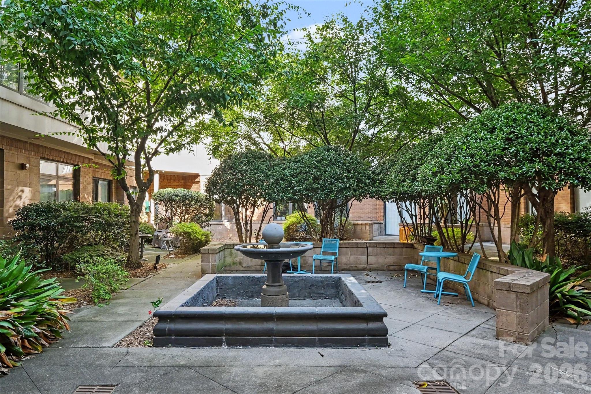 525 E 6th Street #201 — Charlotte