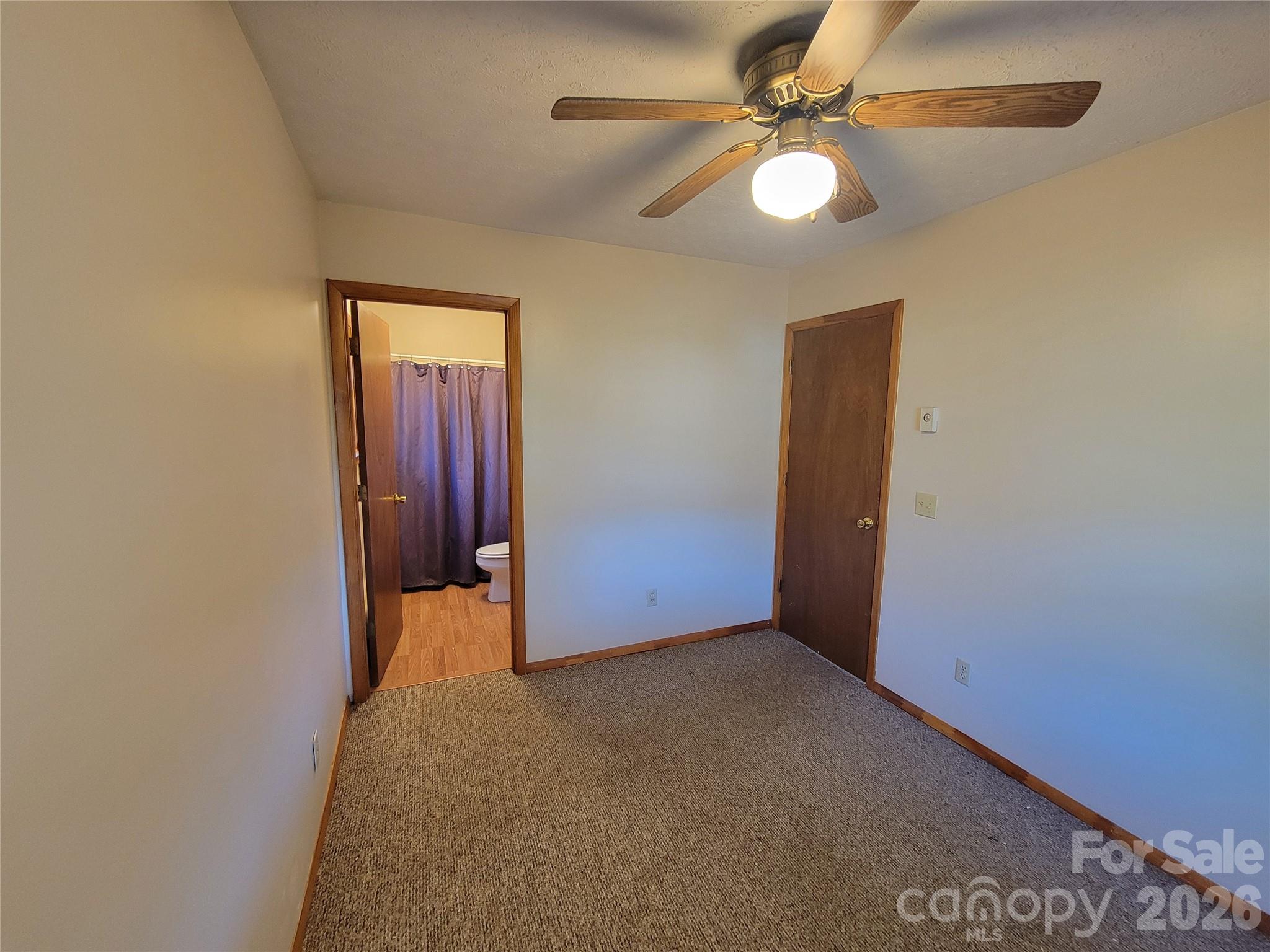 507 Utah Mountain Road — Waynesville