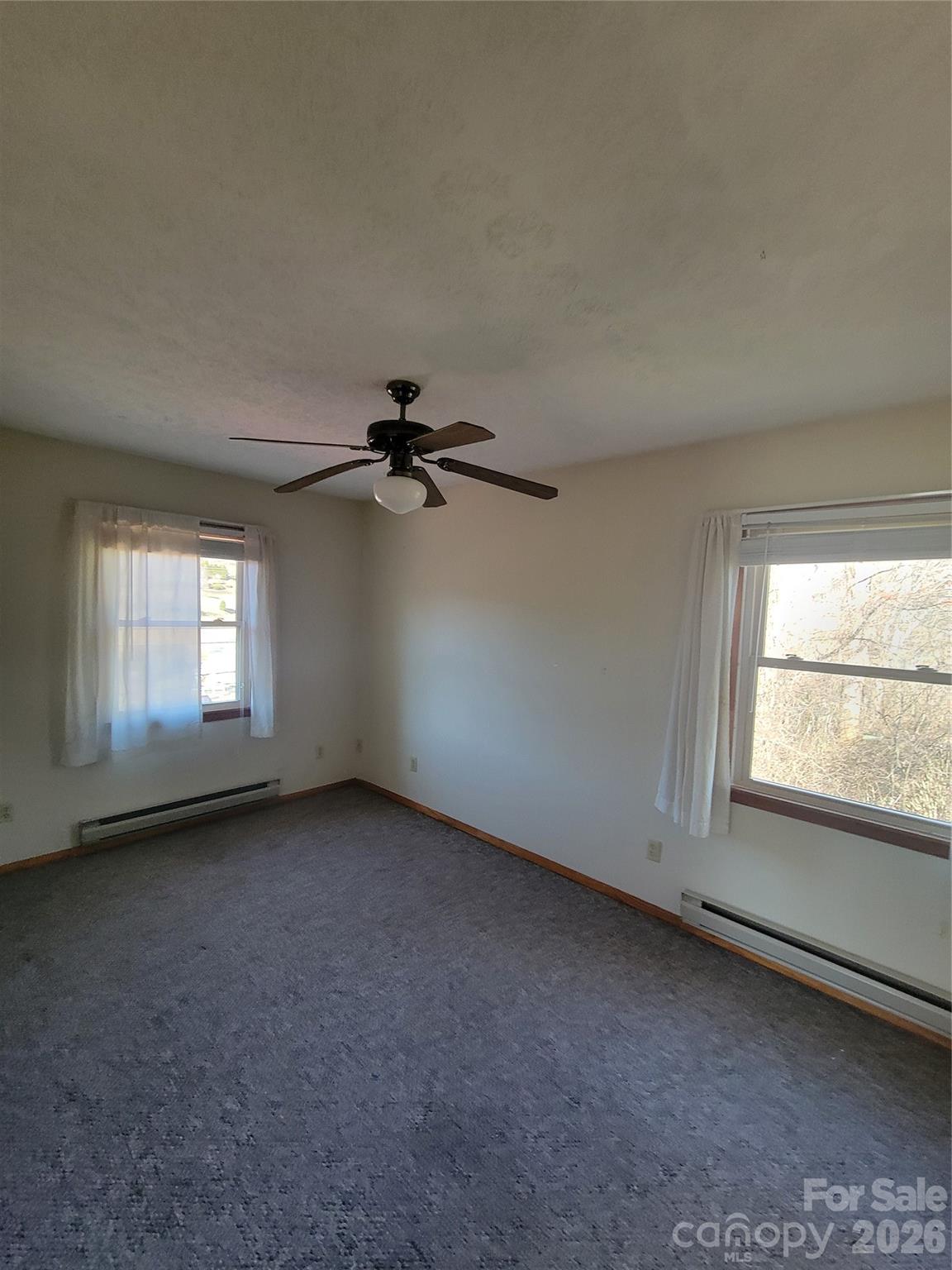 507 Utah Mountain Road — Waynesville