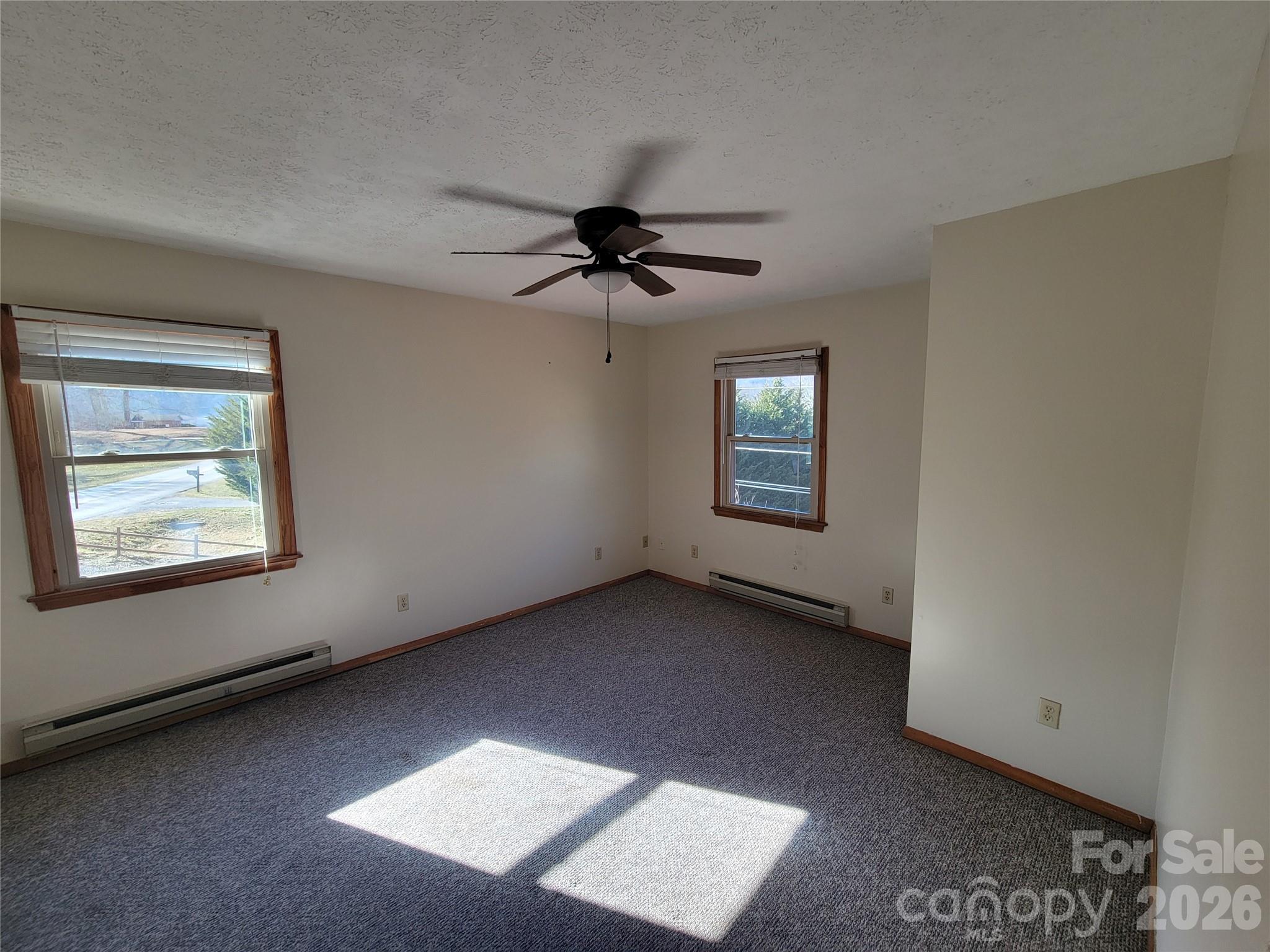 507 Utah Mountain Road — Waynesville