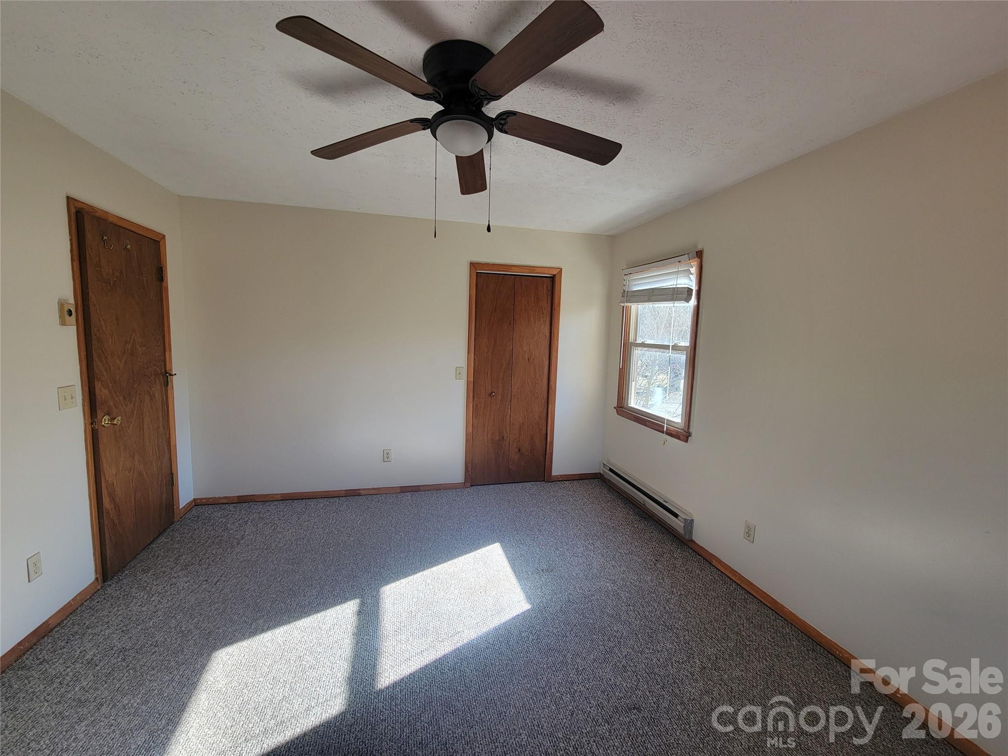 507 Utah Mountain Road — Waynesville