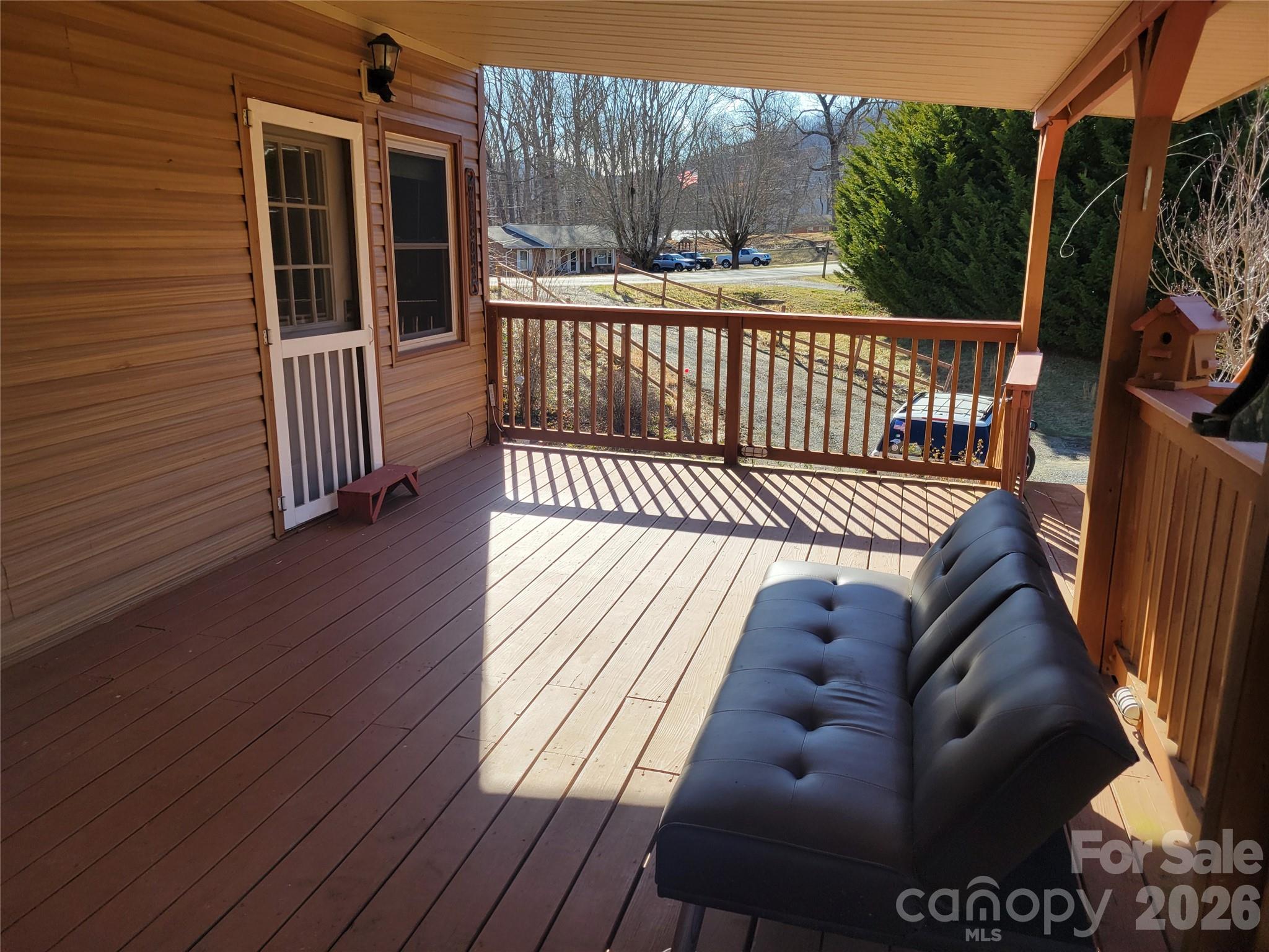 507 Utah Mountain Road — Waynesville