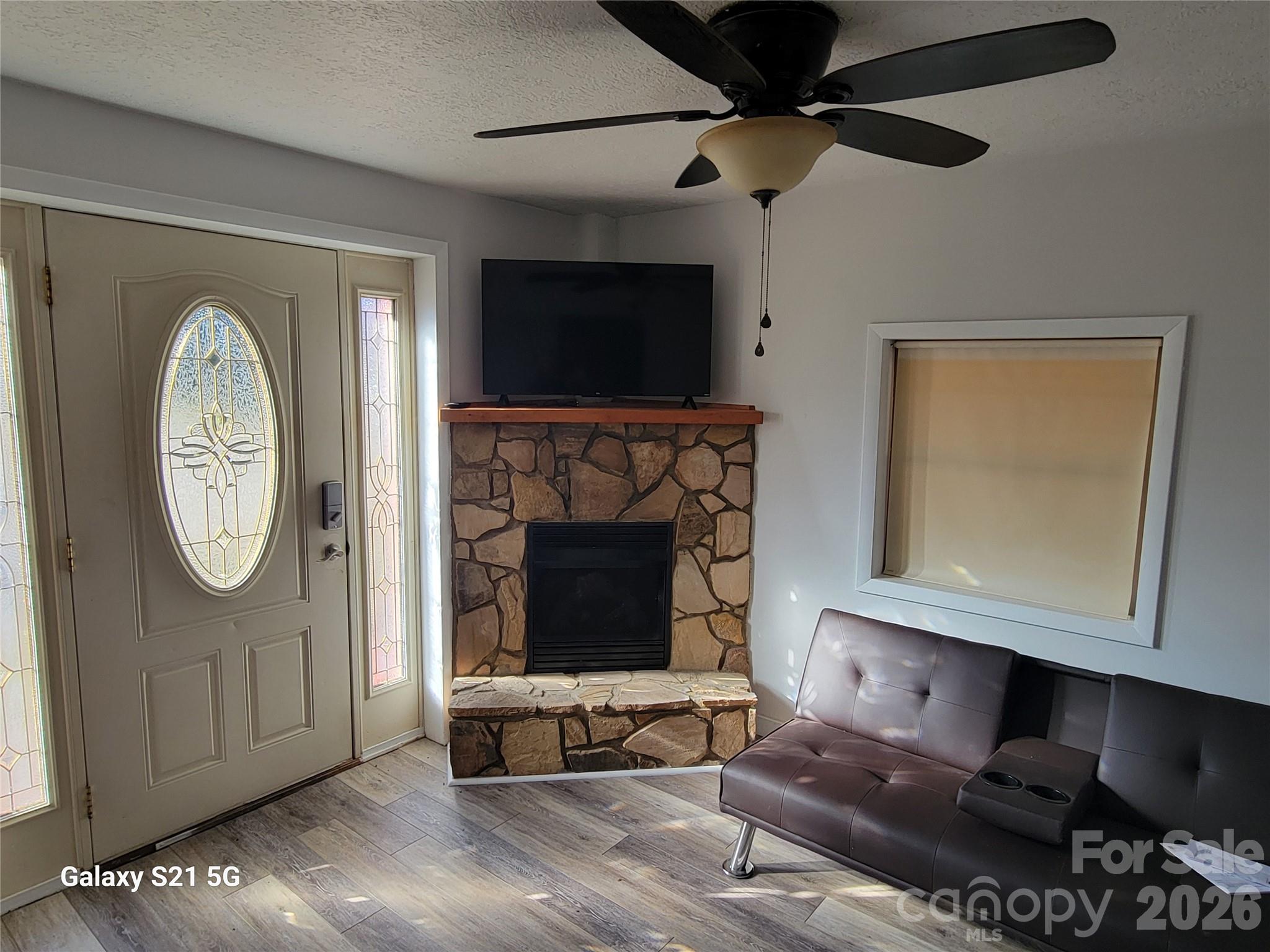507 Utah Mountain Road — Waynesville